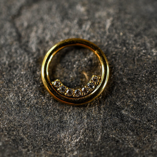 Anneau Clicker Titane Doré Celestial Curve