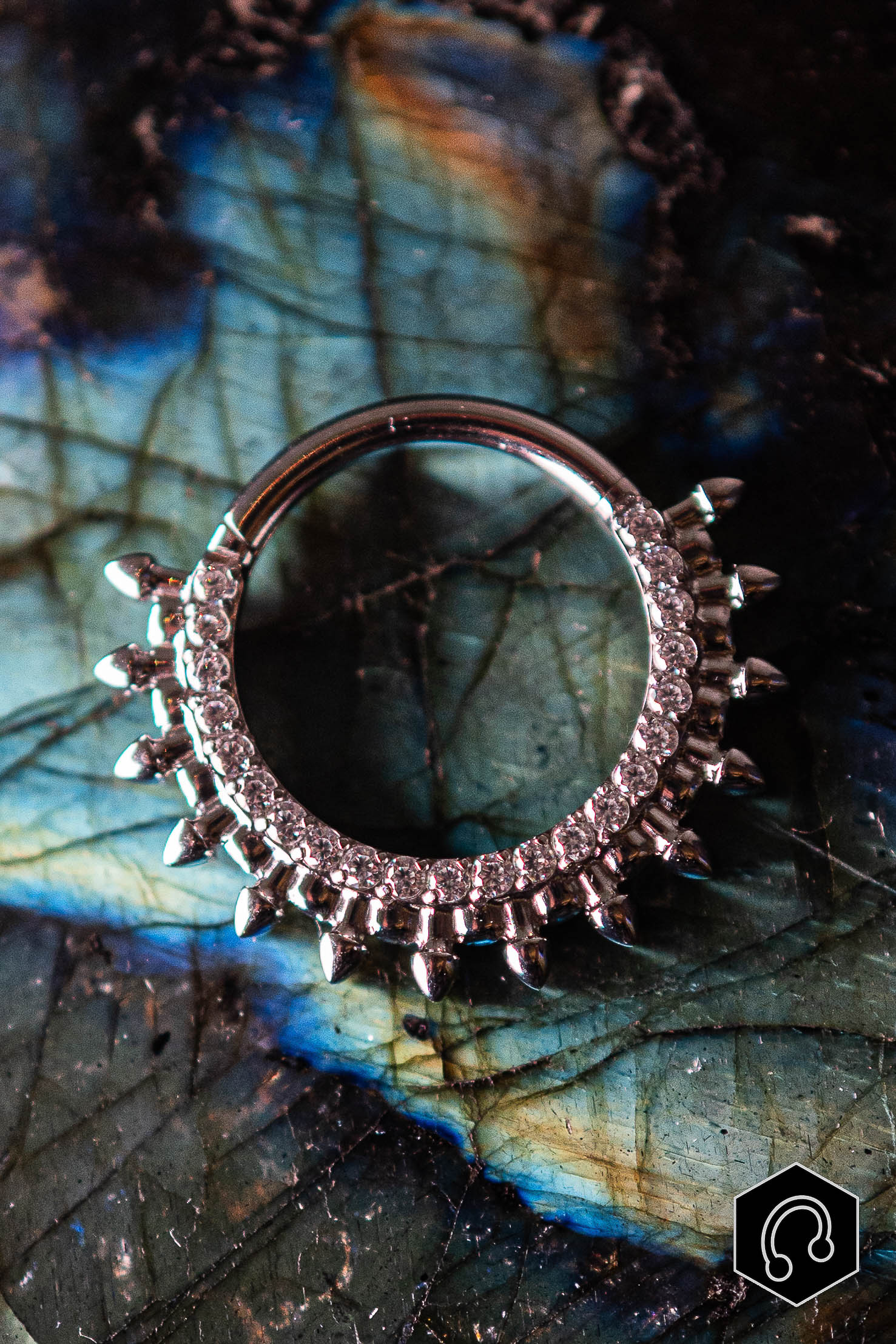 anneau clicker titane argenté Crown Spike