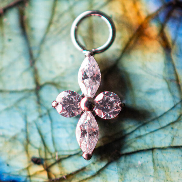 Charm Titane Argenté Ballancia