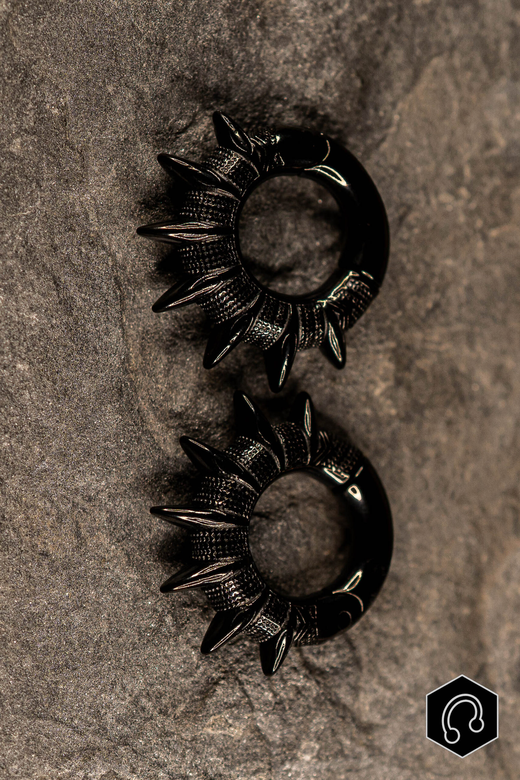 Poids d'oreille Iron Fangs Black