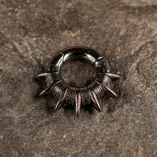 Poids d'oreille Iron Fangs Silver