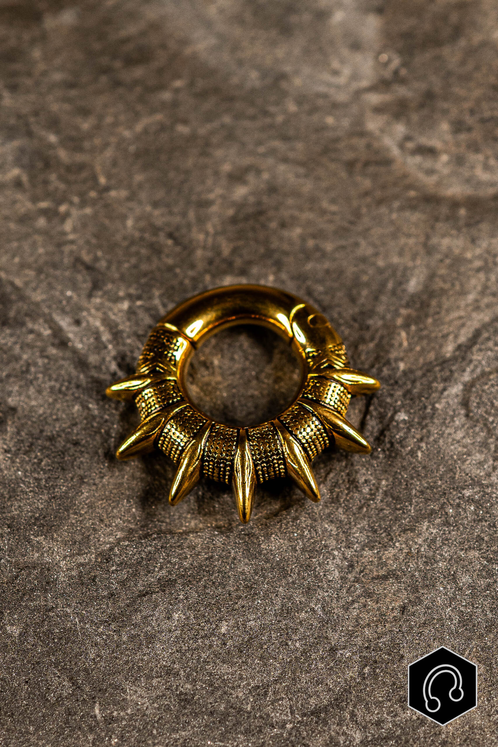 Poids d'oreille Doré Iron Fangs