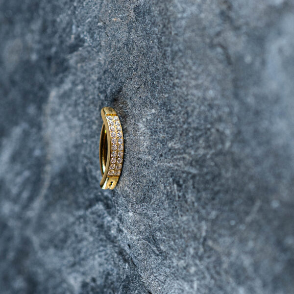 Banane Nombril Titane Doré Valencia