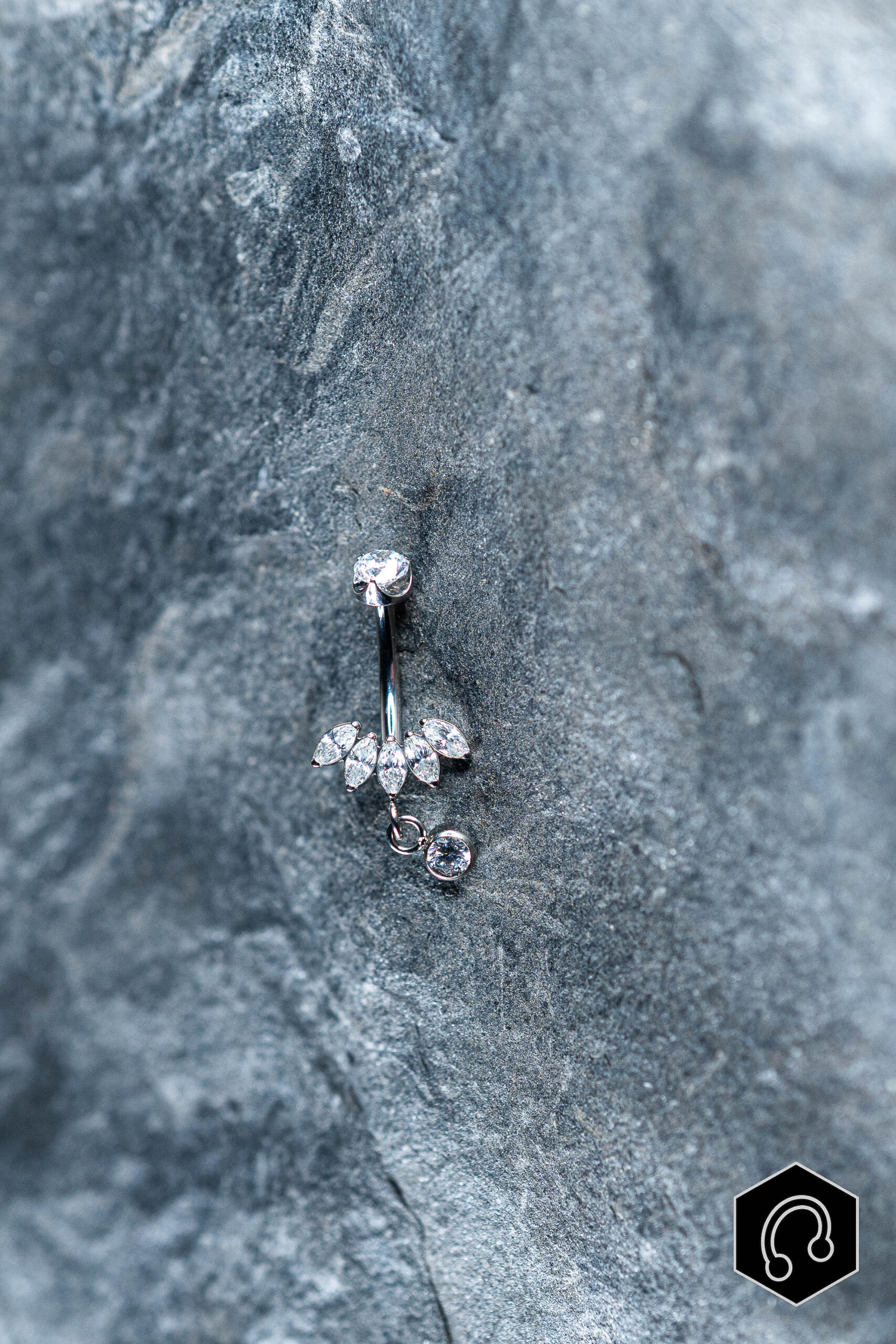 Banane Nombril Titane Argenté Crystal Wings