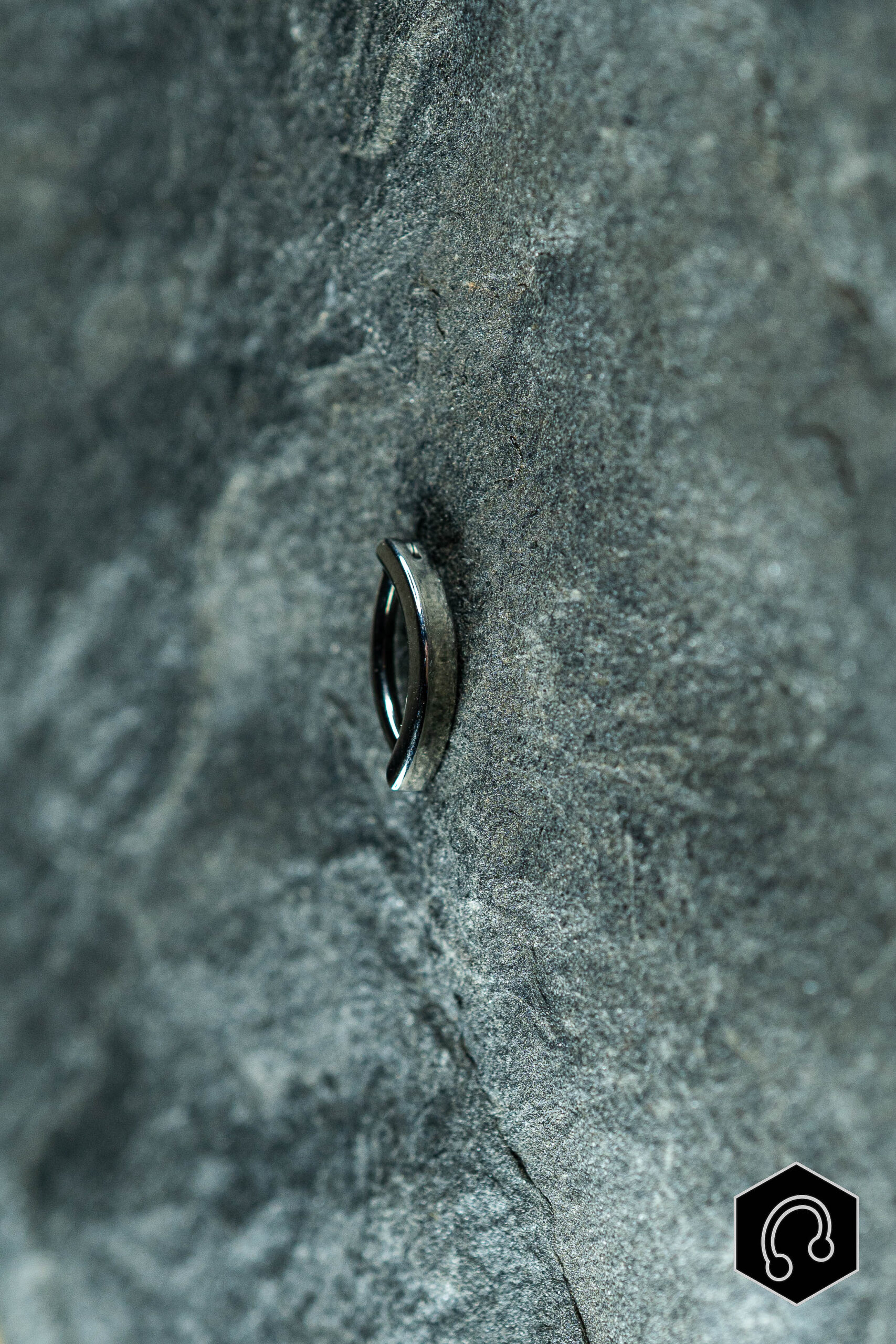 Banane Nombril Titane Argenté Curvea