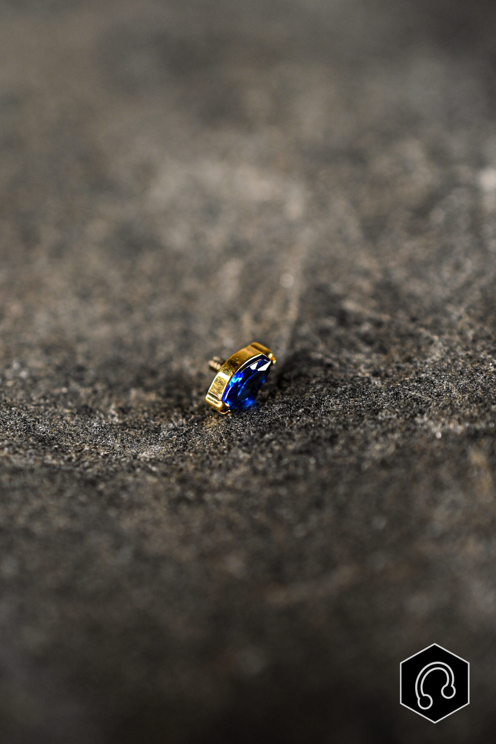 Labret Titane Doré Blue Whisper