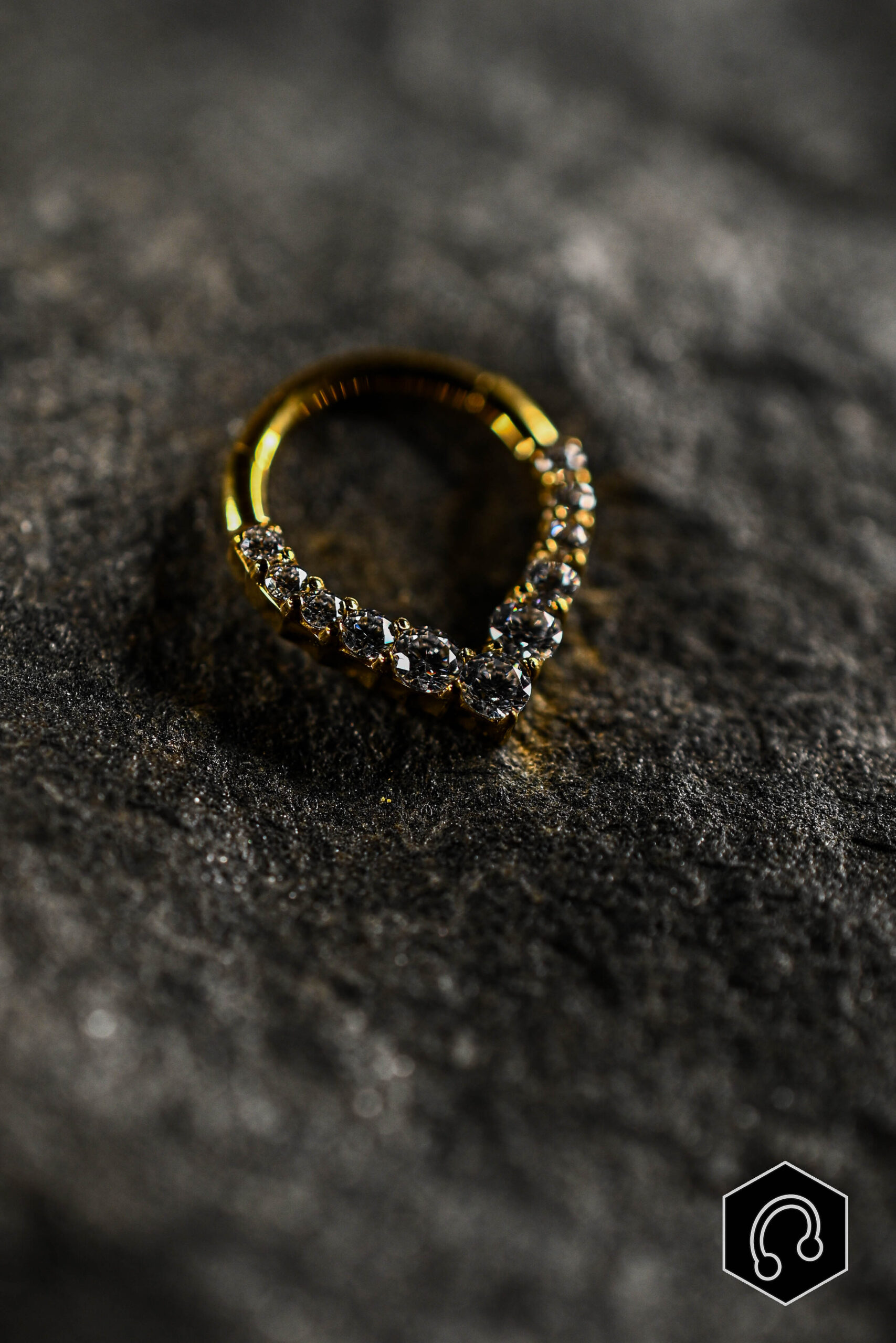 Anneau Clicker Titane Doré Vega