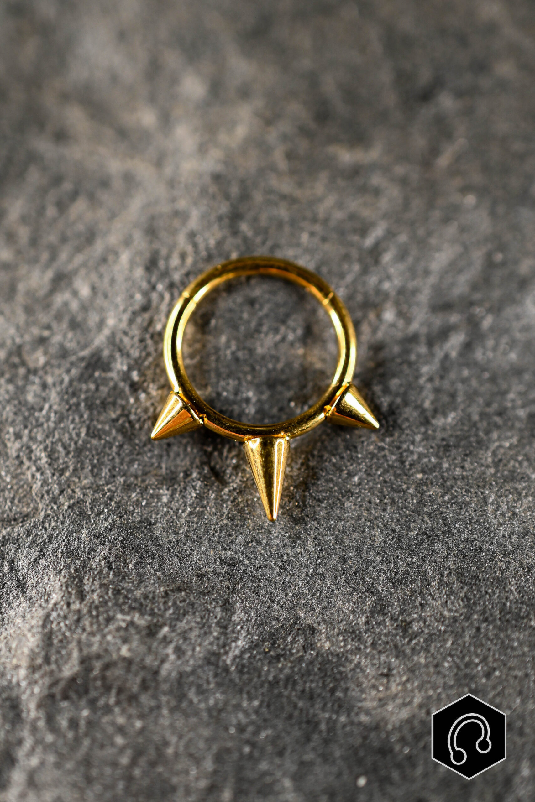 Anneau Titane Doré Triple Impact – Image 2