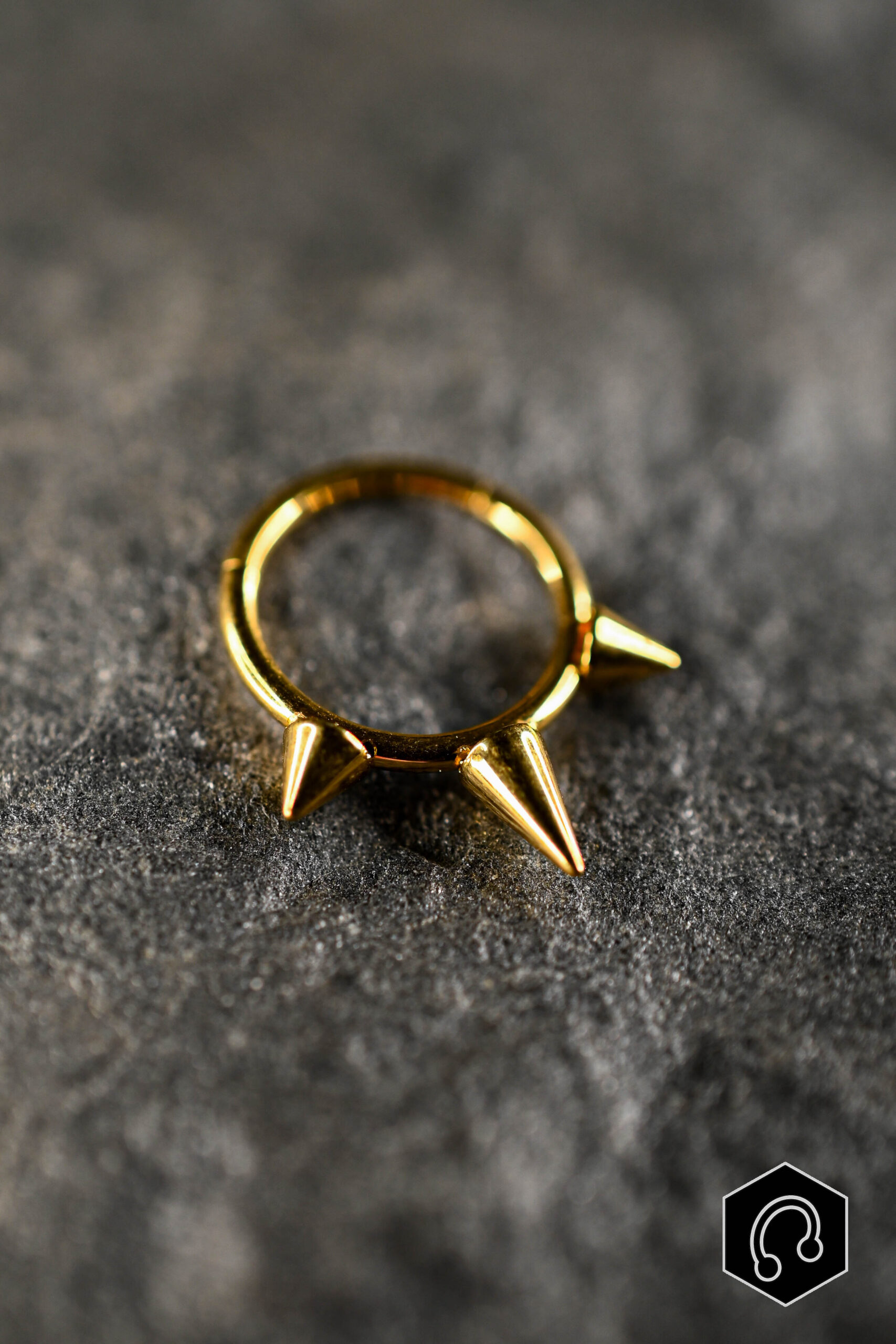 Anneau Titane Doré Triple Impact