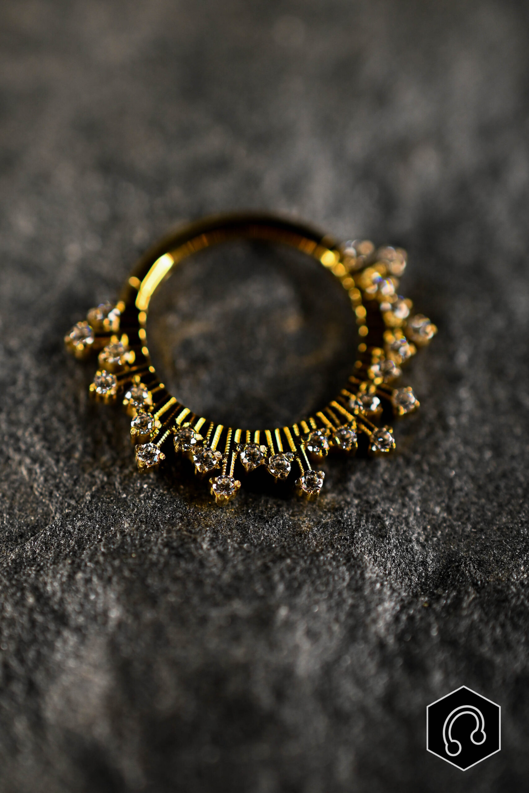 Anneau Titane Doré Radiant Crown