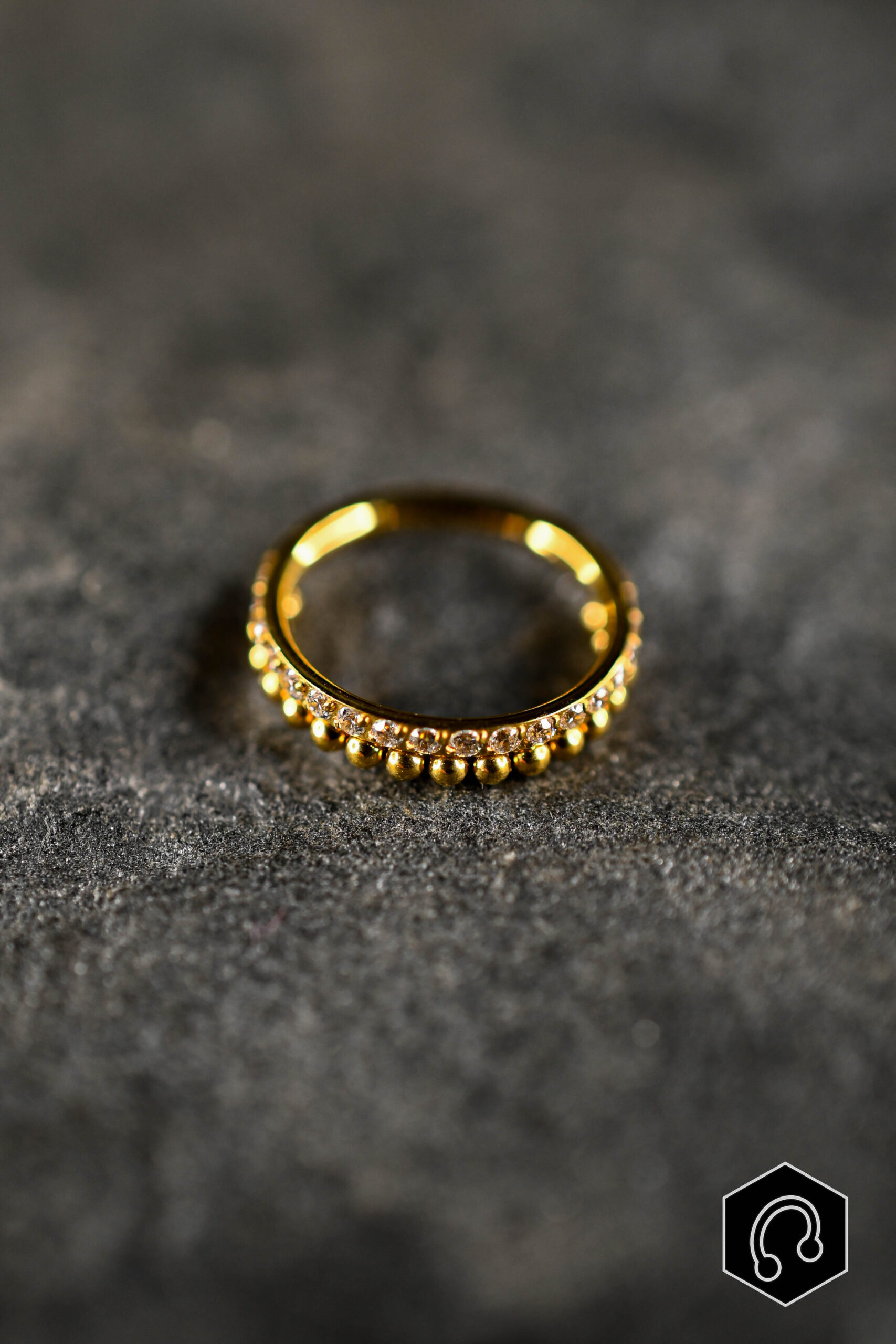 Anneau Titane Doré Majesty