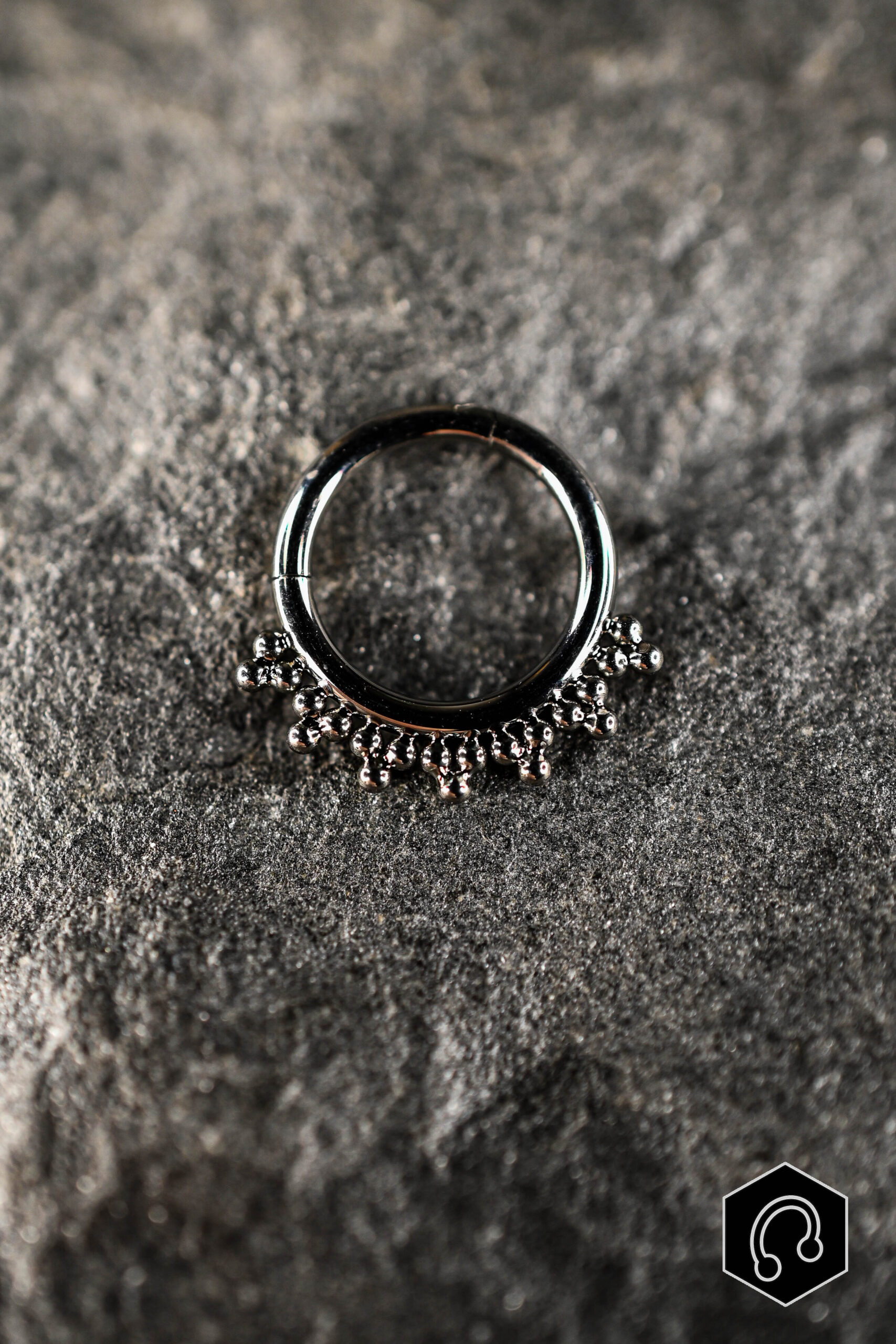 Anneau Clicker Titane Argenté Echo Bloom