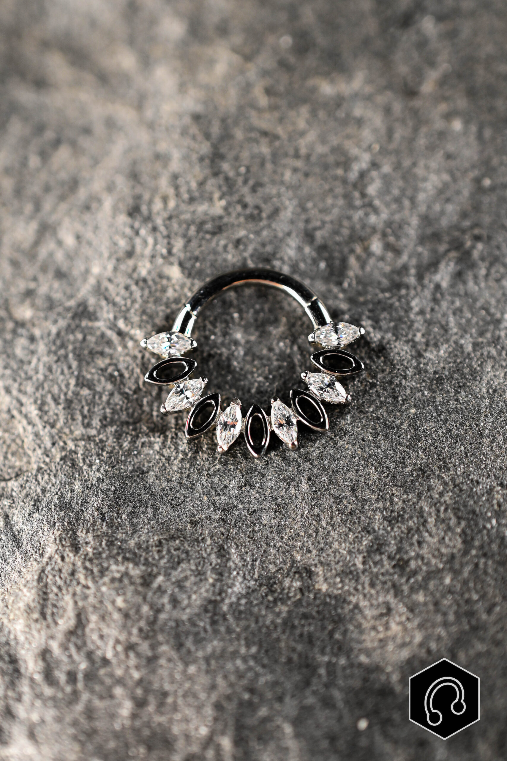 Anneau Clicker Titane Argenté Rhombus