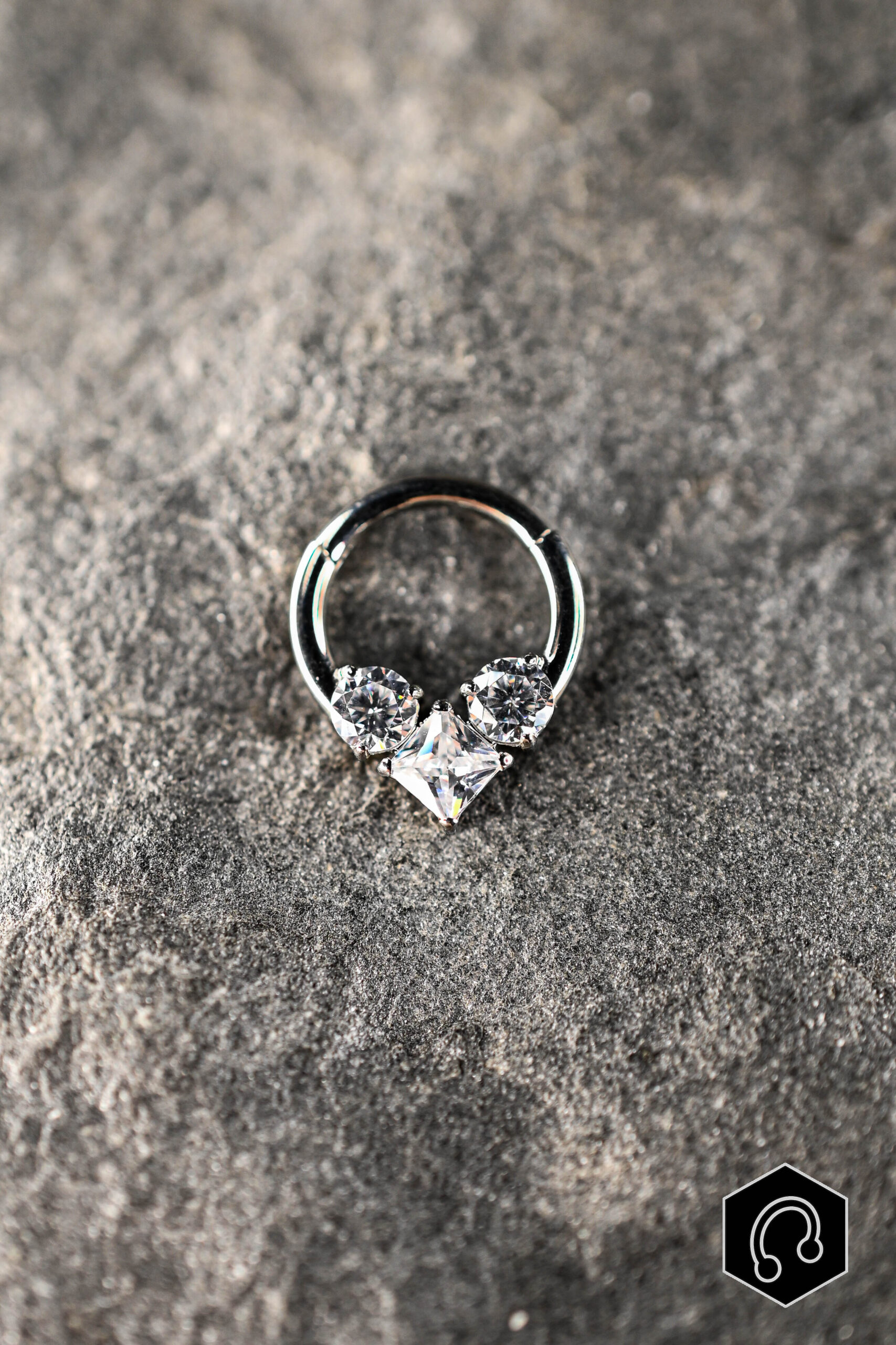 Anneau Clicker Titane Argenté Celestial Crown