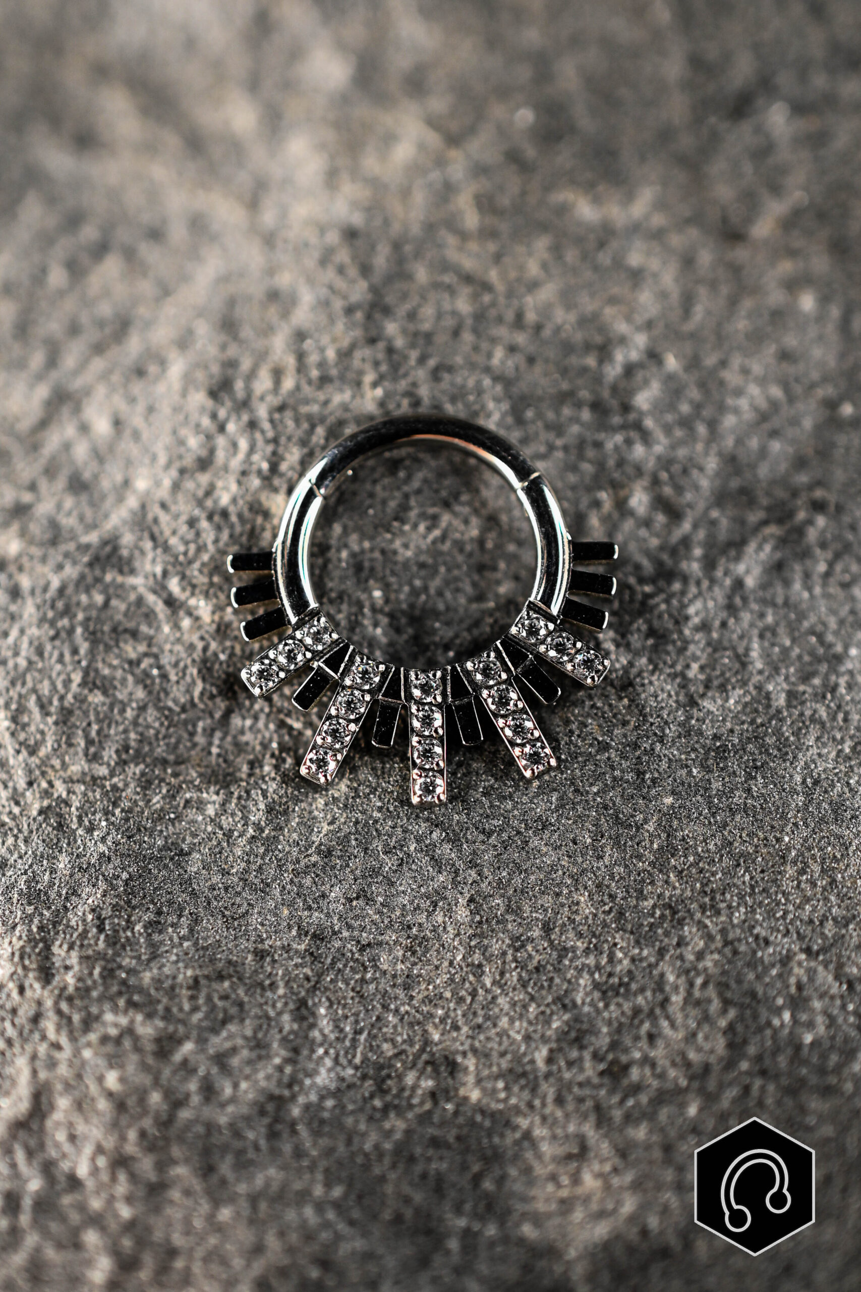 Anneau Clicker Titane Éclat Solaire