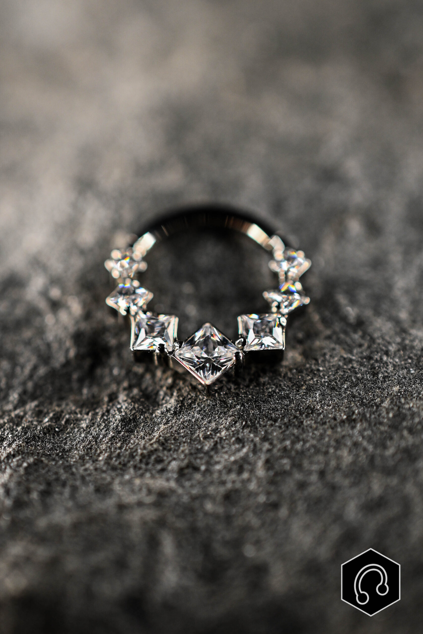 Anneau Clicker Titane Argenté Prism