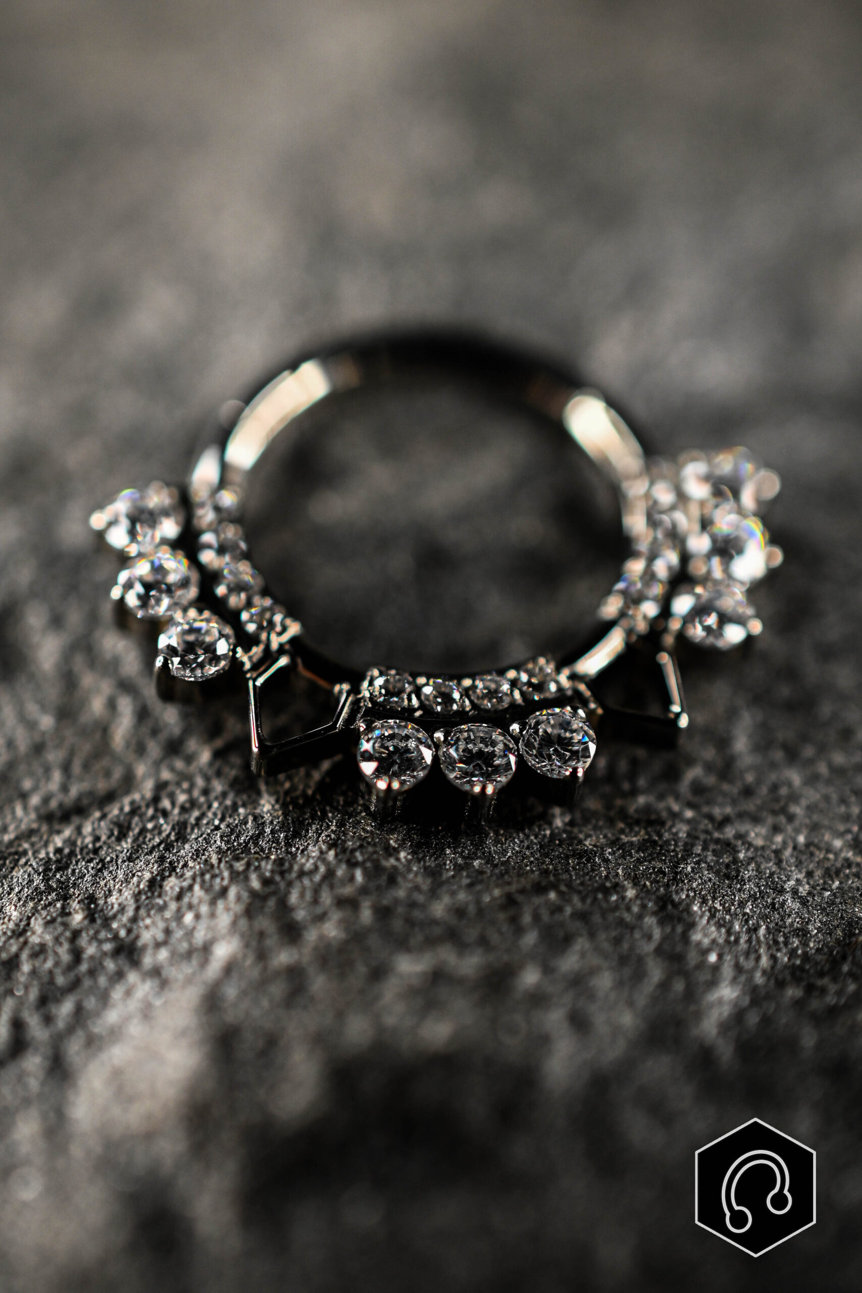 Anneau Clicker Titane Argenté Diamond Grace