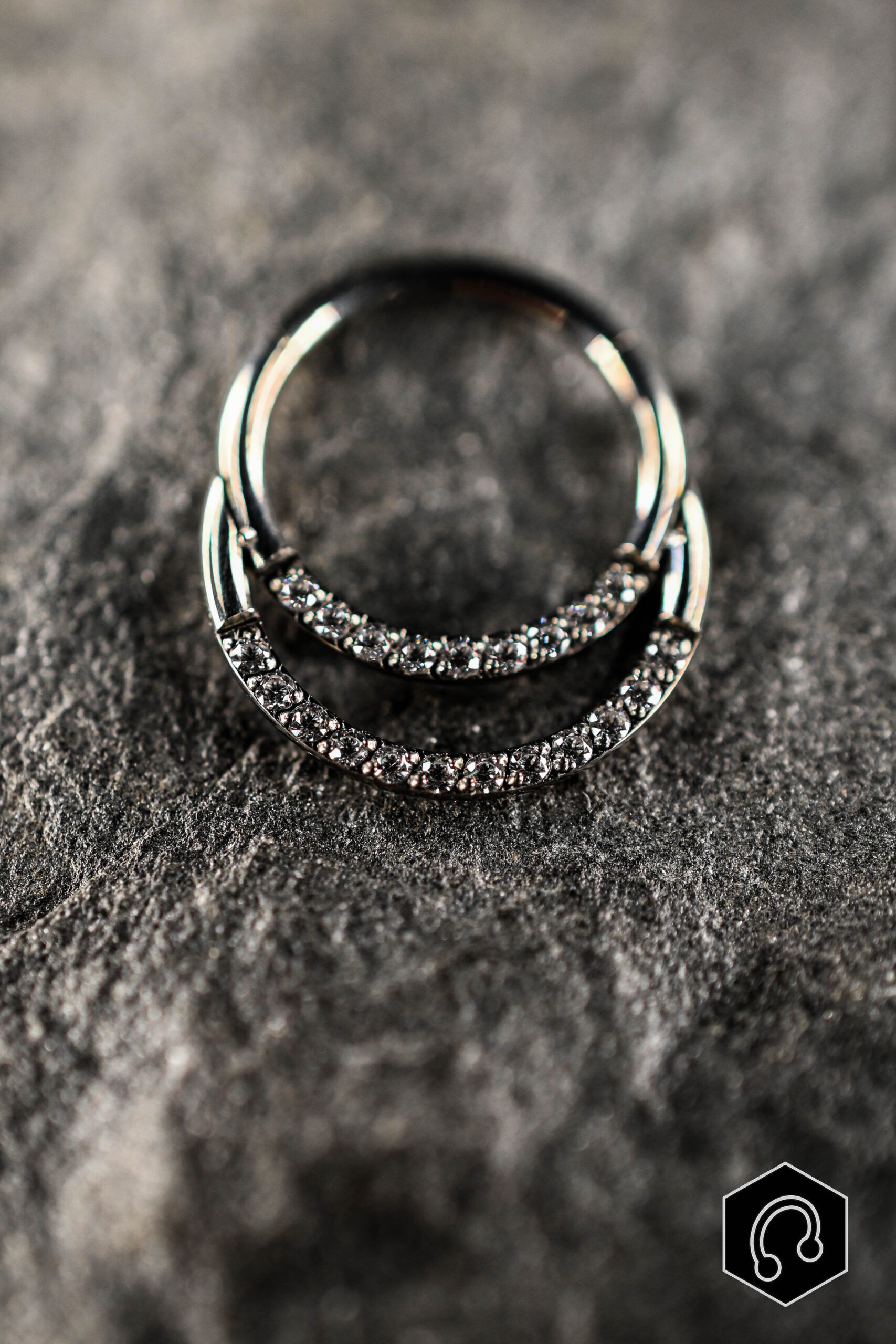 Anneau Clicker Titane Argenté Double Halo