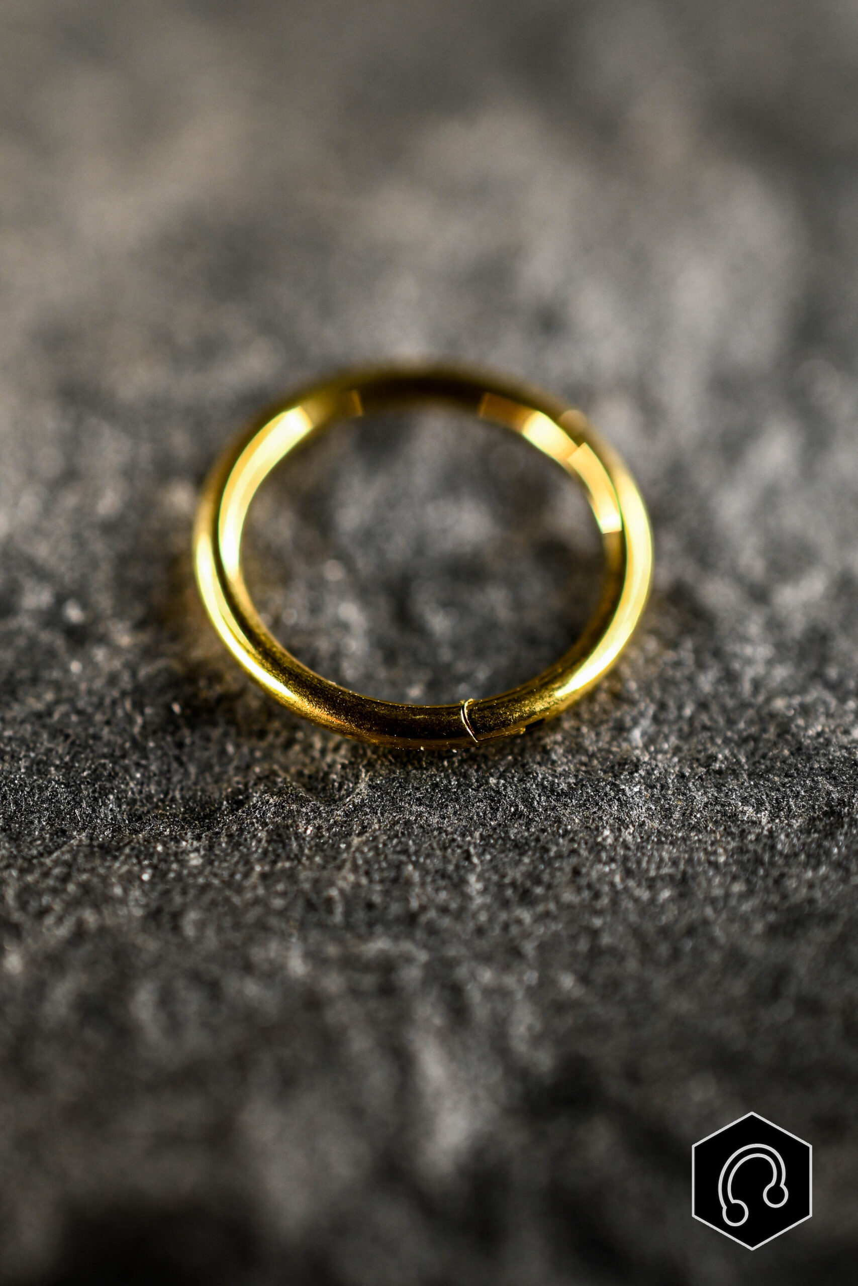 Anneau Clicker Titane Doré 0.8 Essential