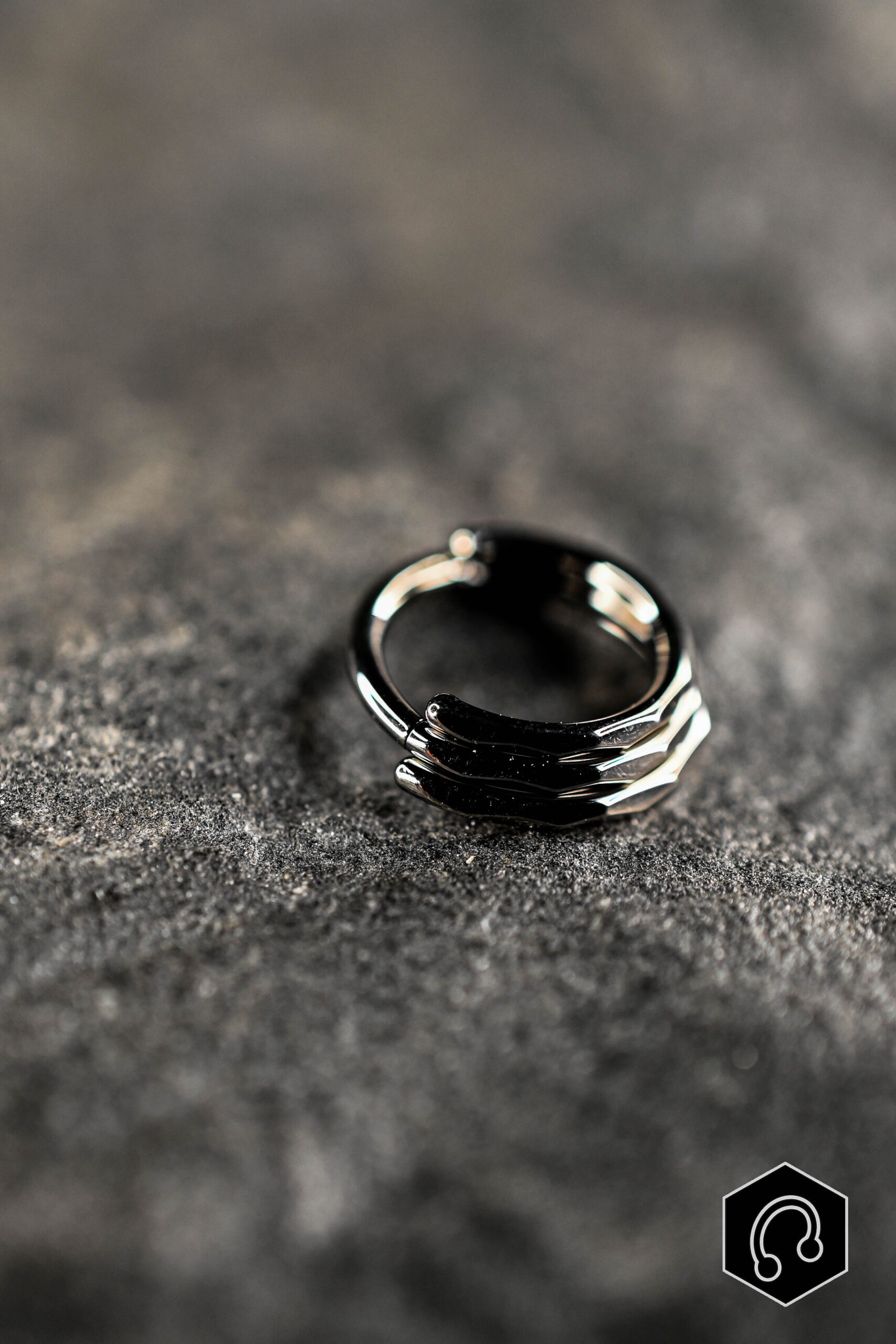 Anneau Titane Argenté Edge