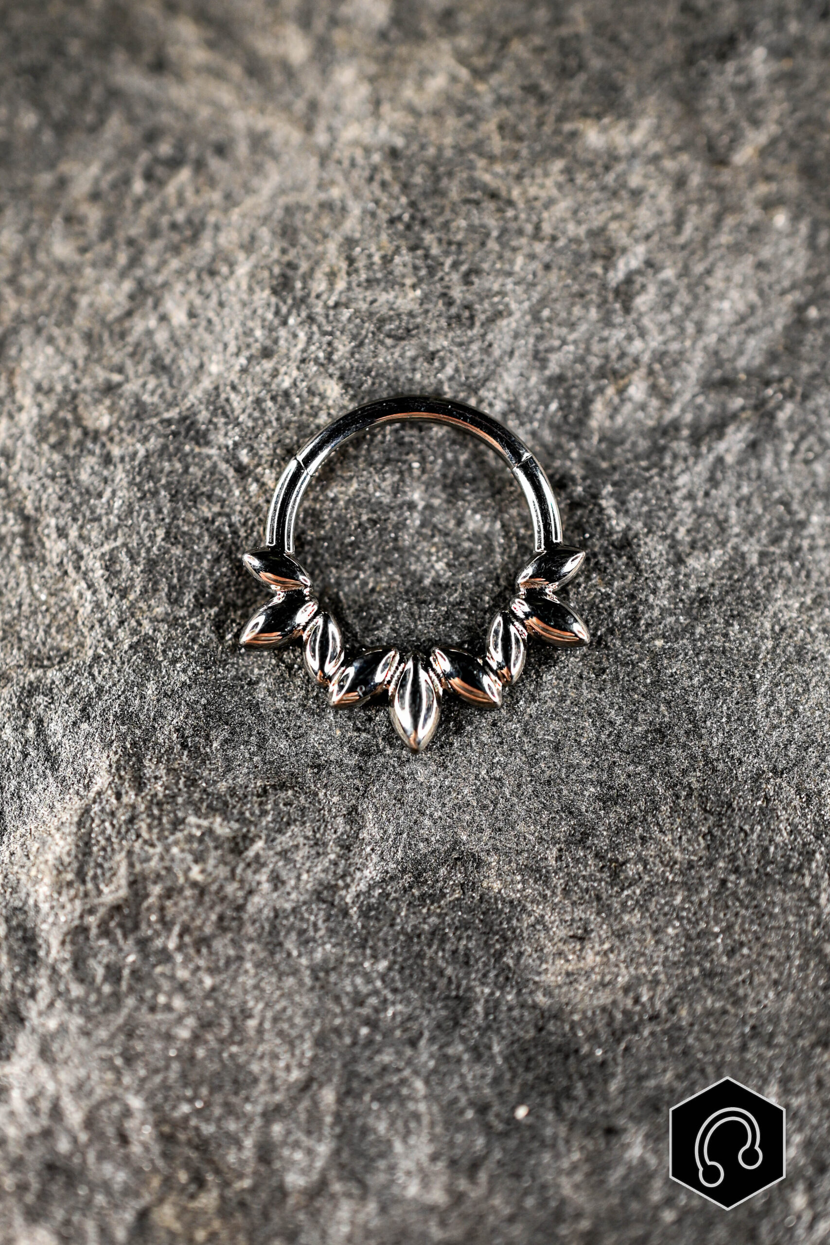 Anneau Clicker Titane Silver leaf