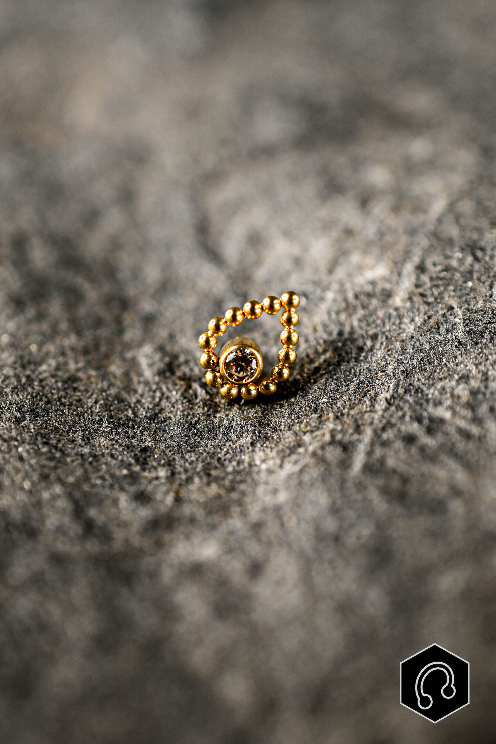 Labret Titane Doré Larme d'Aurora