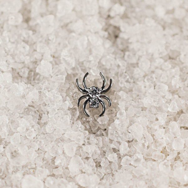 Labret Titane white widow