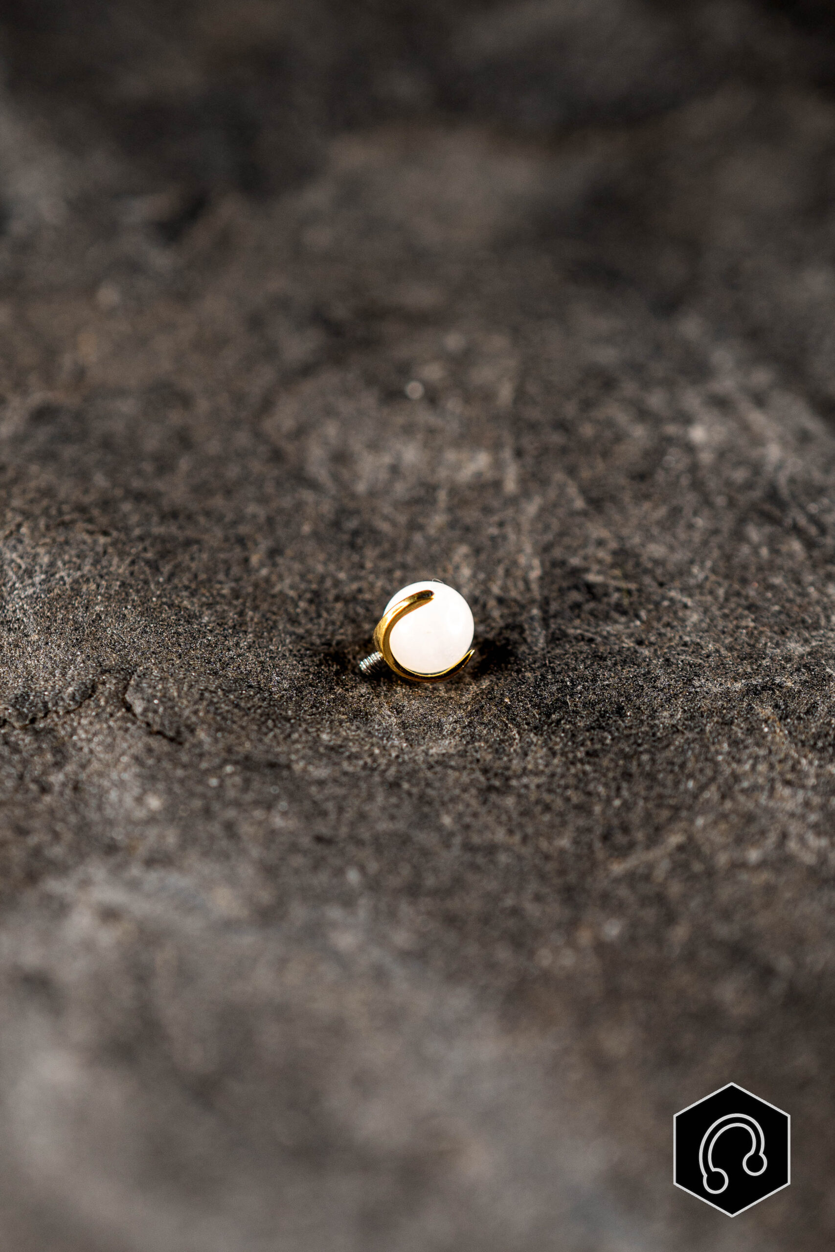 Barre Titane Doré Pierre de Lune