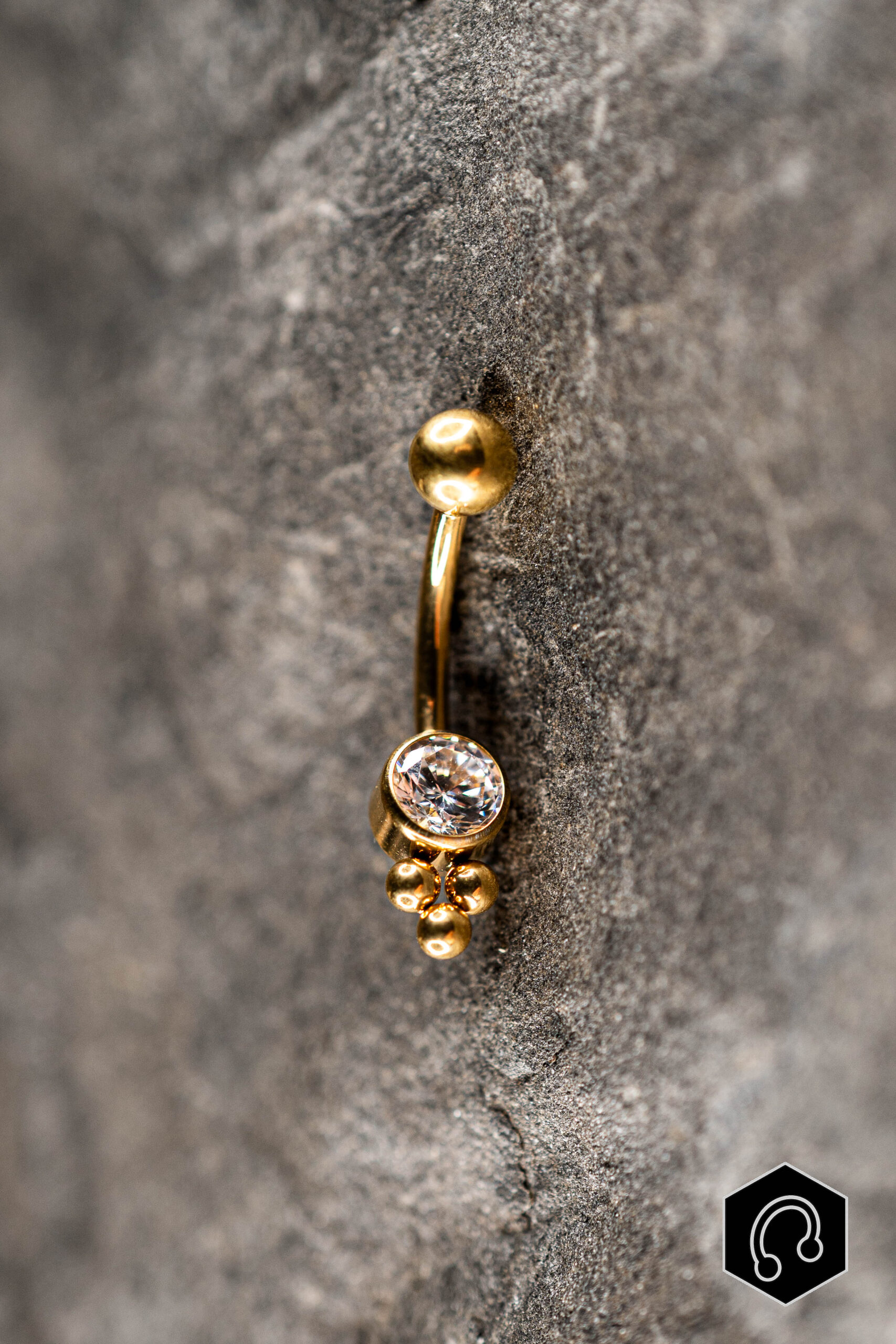 Banane Nombril Titane Doré Nymia