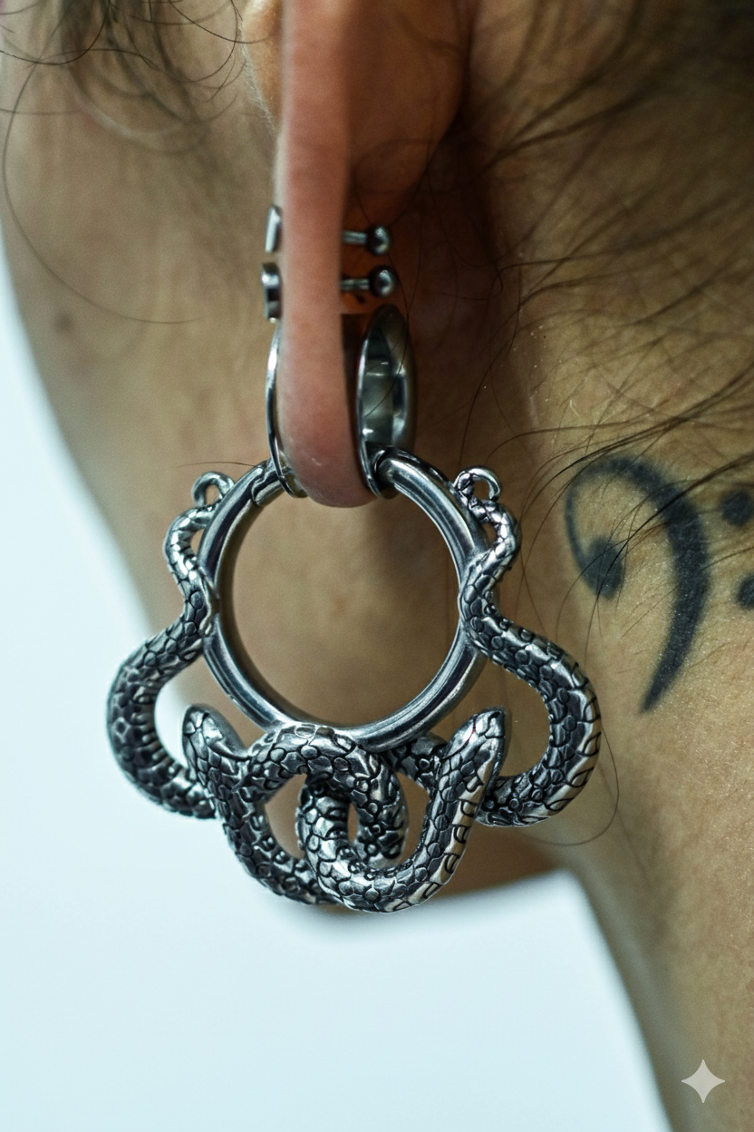 Poids d'oreille argenté Venom Coil