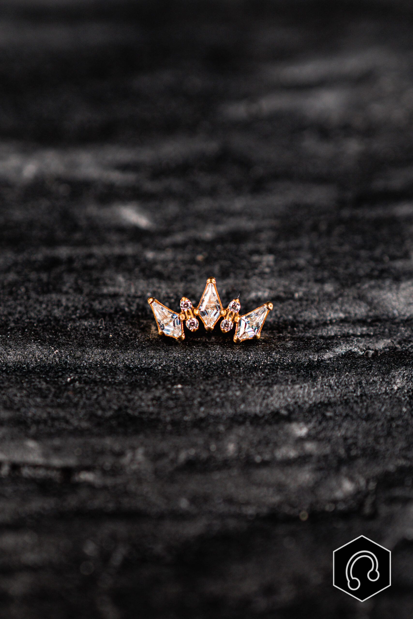 Labret Titane doré Crystal Crown