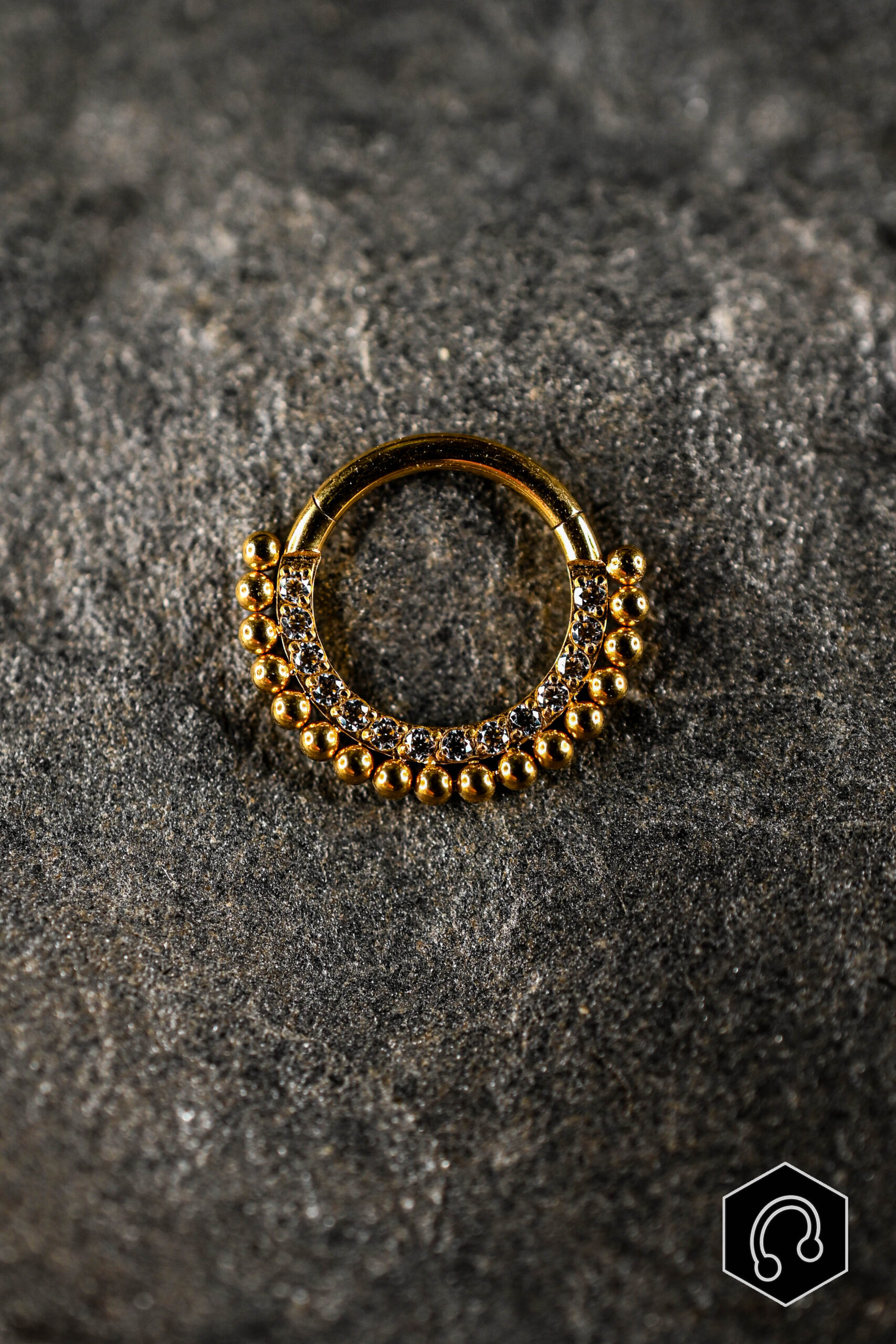 Anneau Clicker Titane Doré Royal Beads