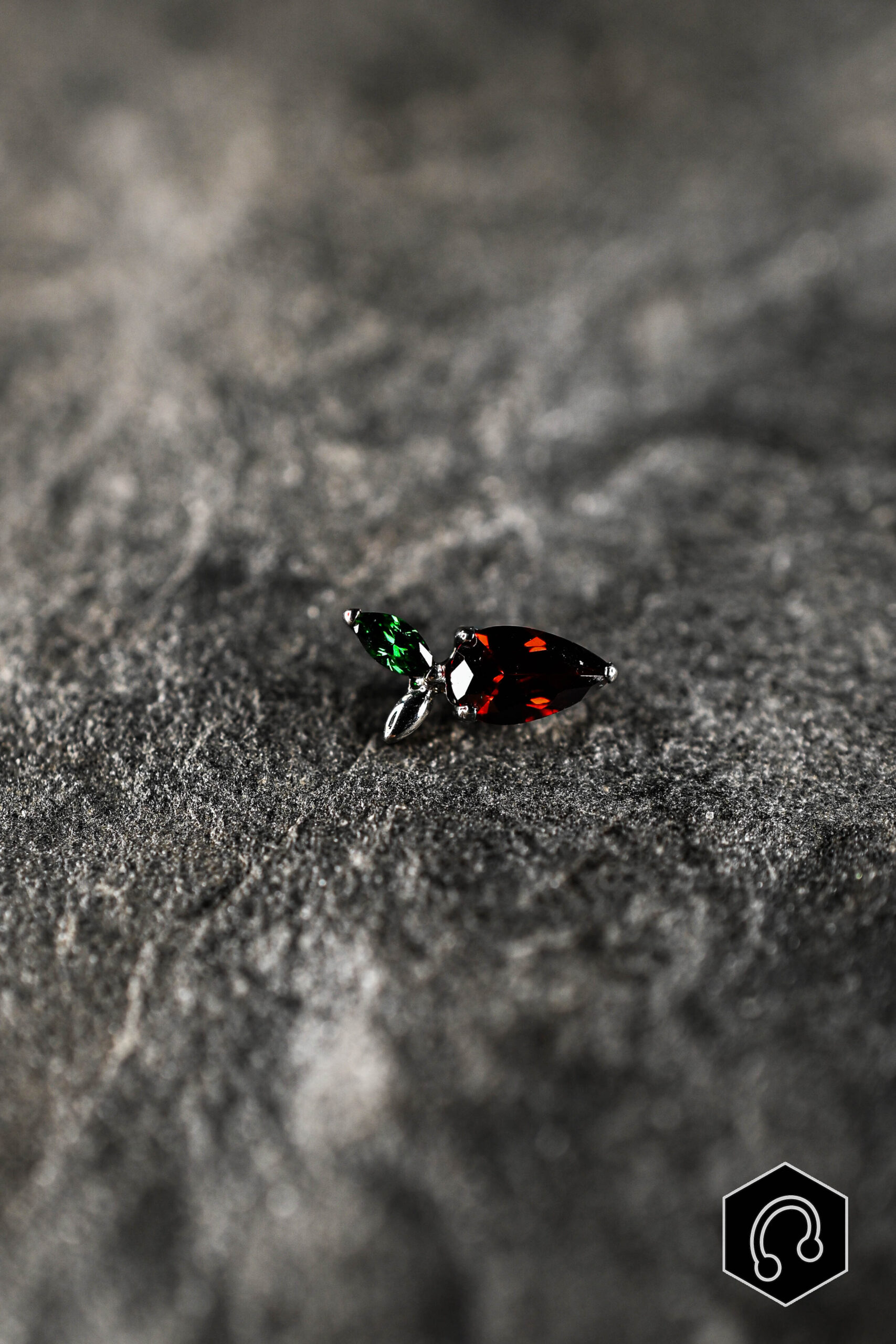 Labret Titane Rouge Spicy Pearl