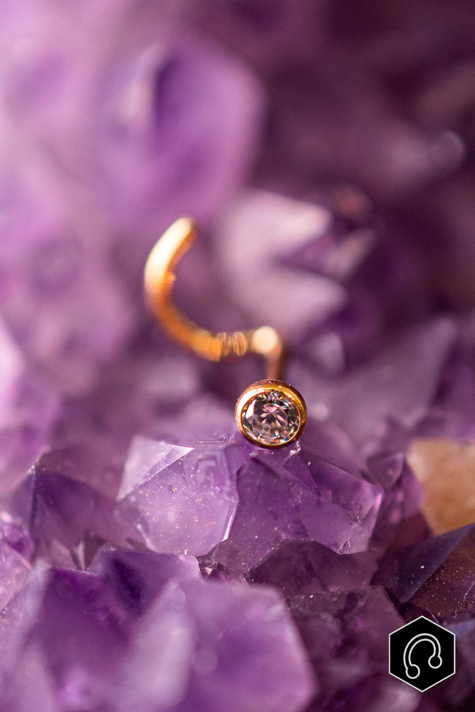 Stud narine titane doré Lumine