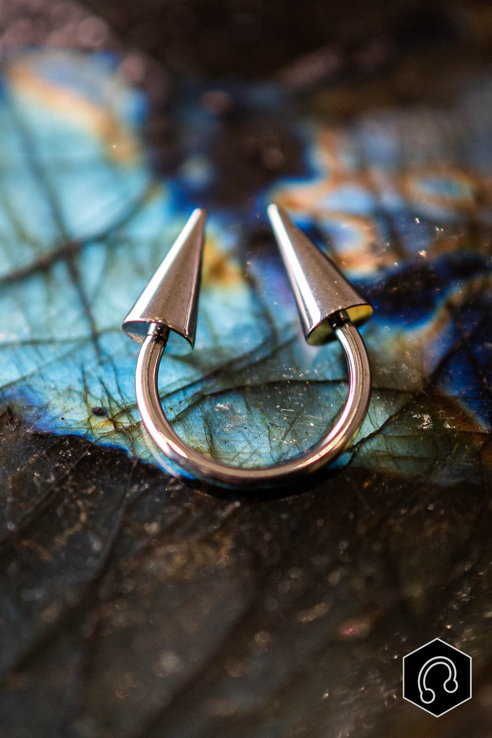 Fer à cheval argenté Spike L