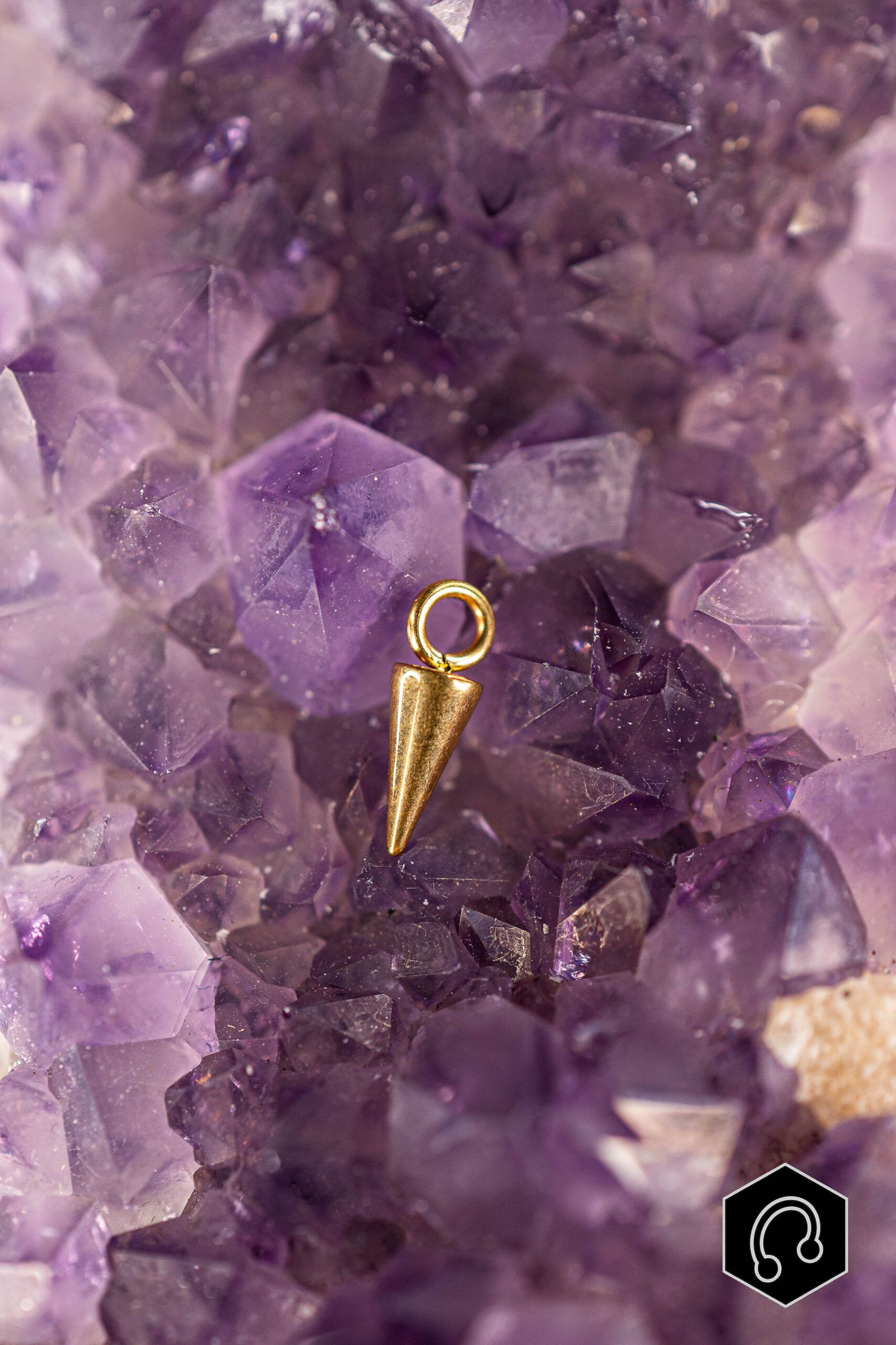 Charm Titane Doré Spike