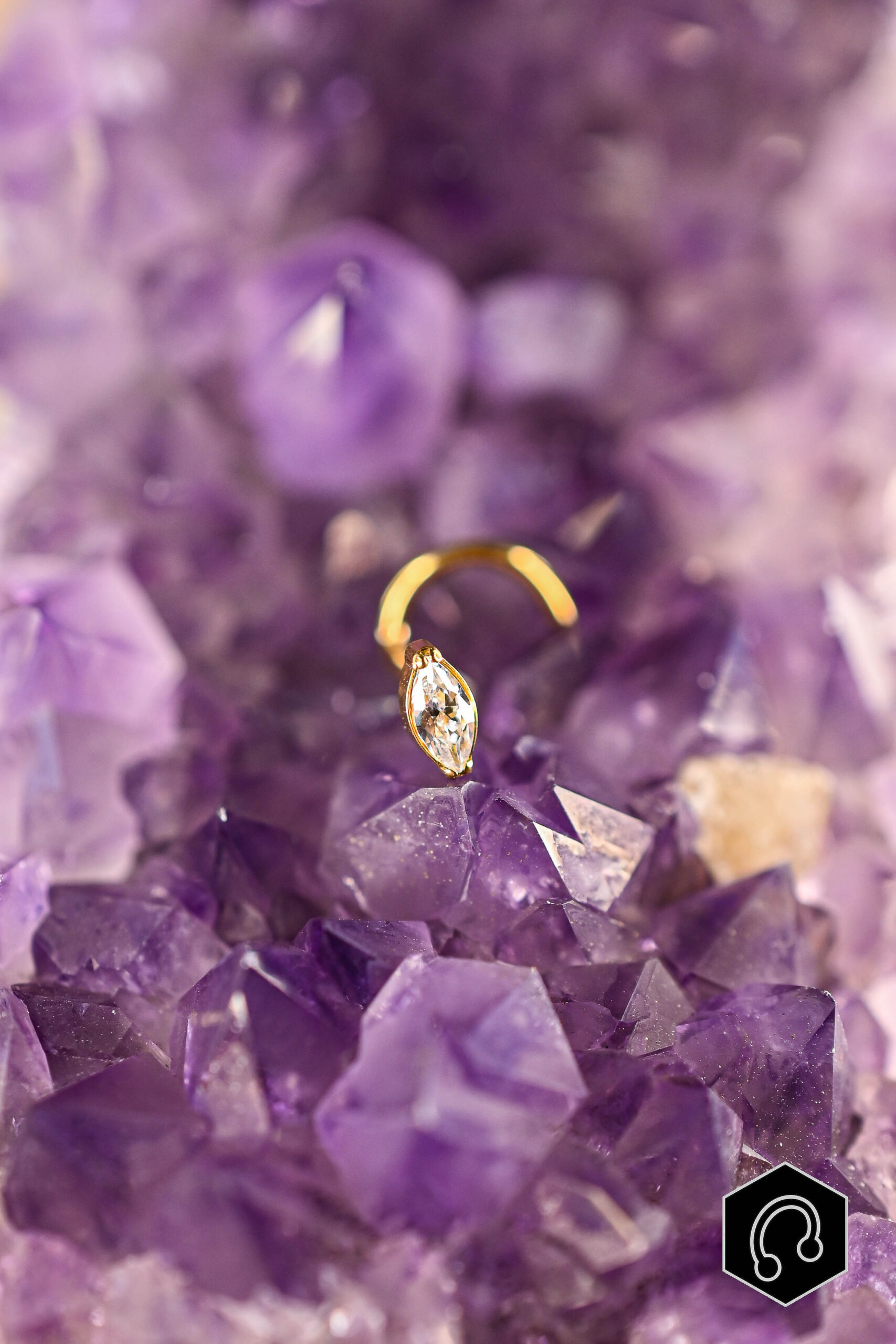 Stud doré Marquise Shine