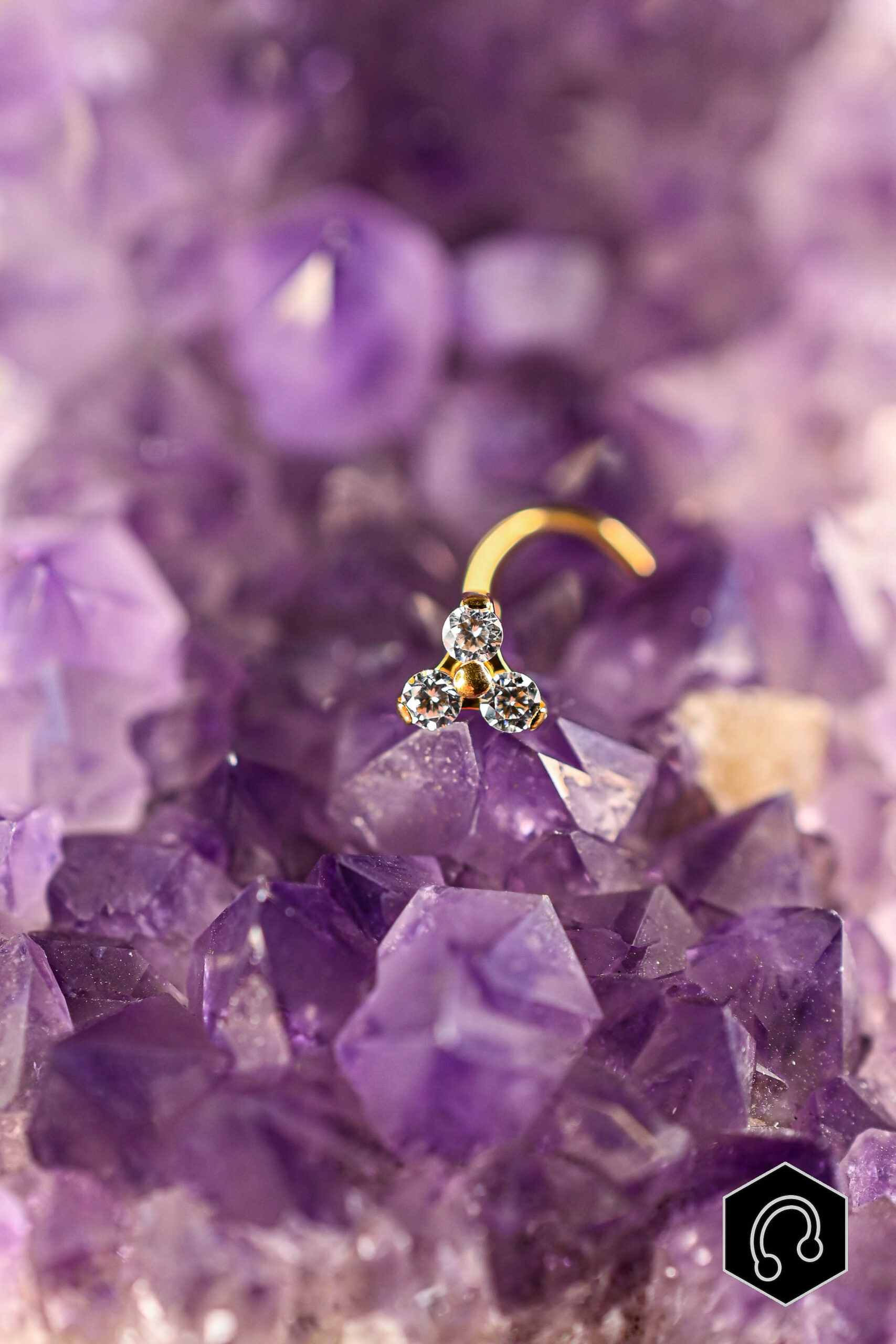 Stud Titane Doré Trinova