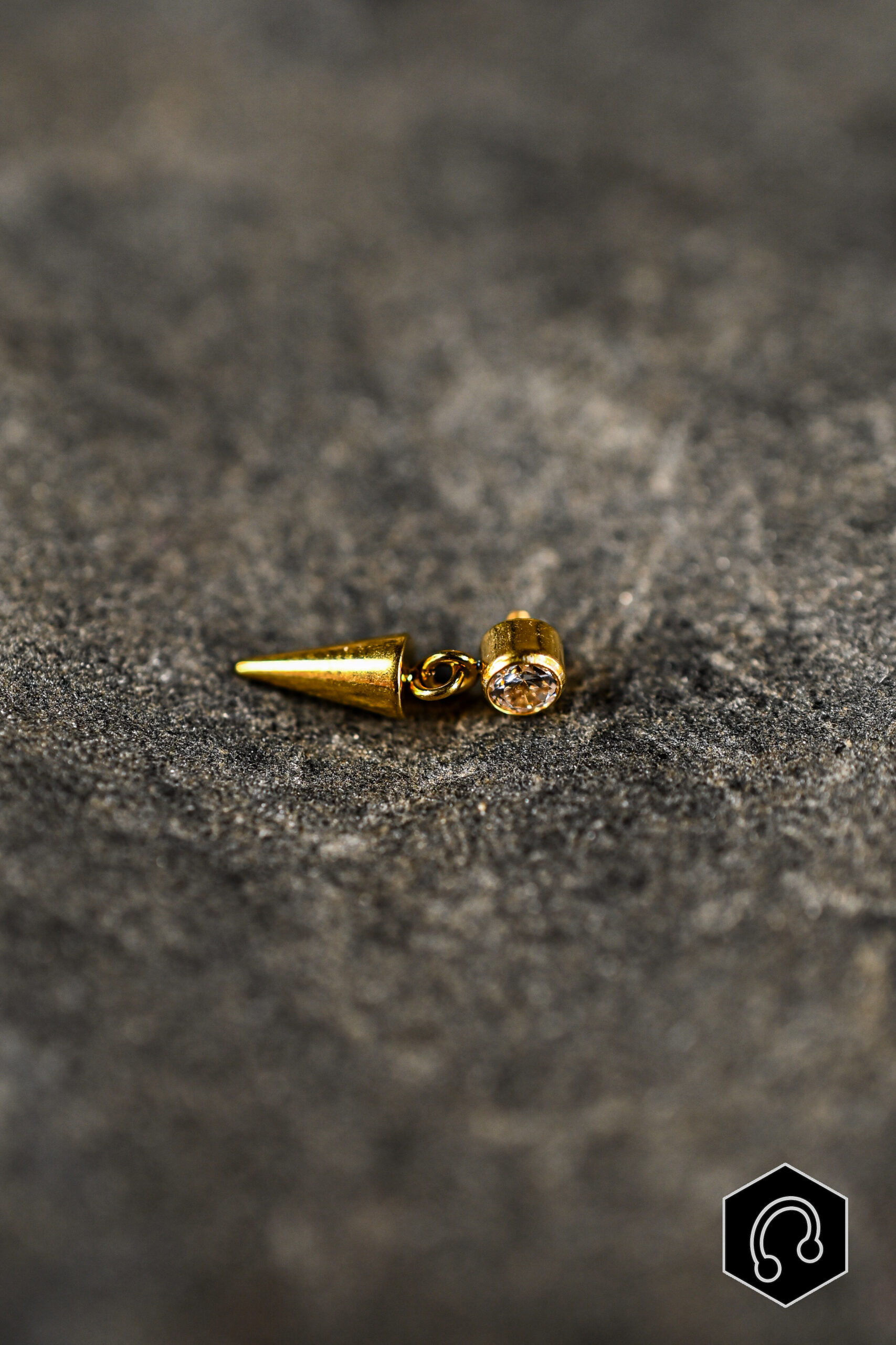 Labret Titane Doré Spike Light