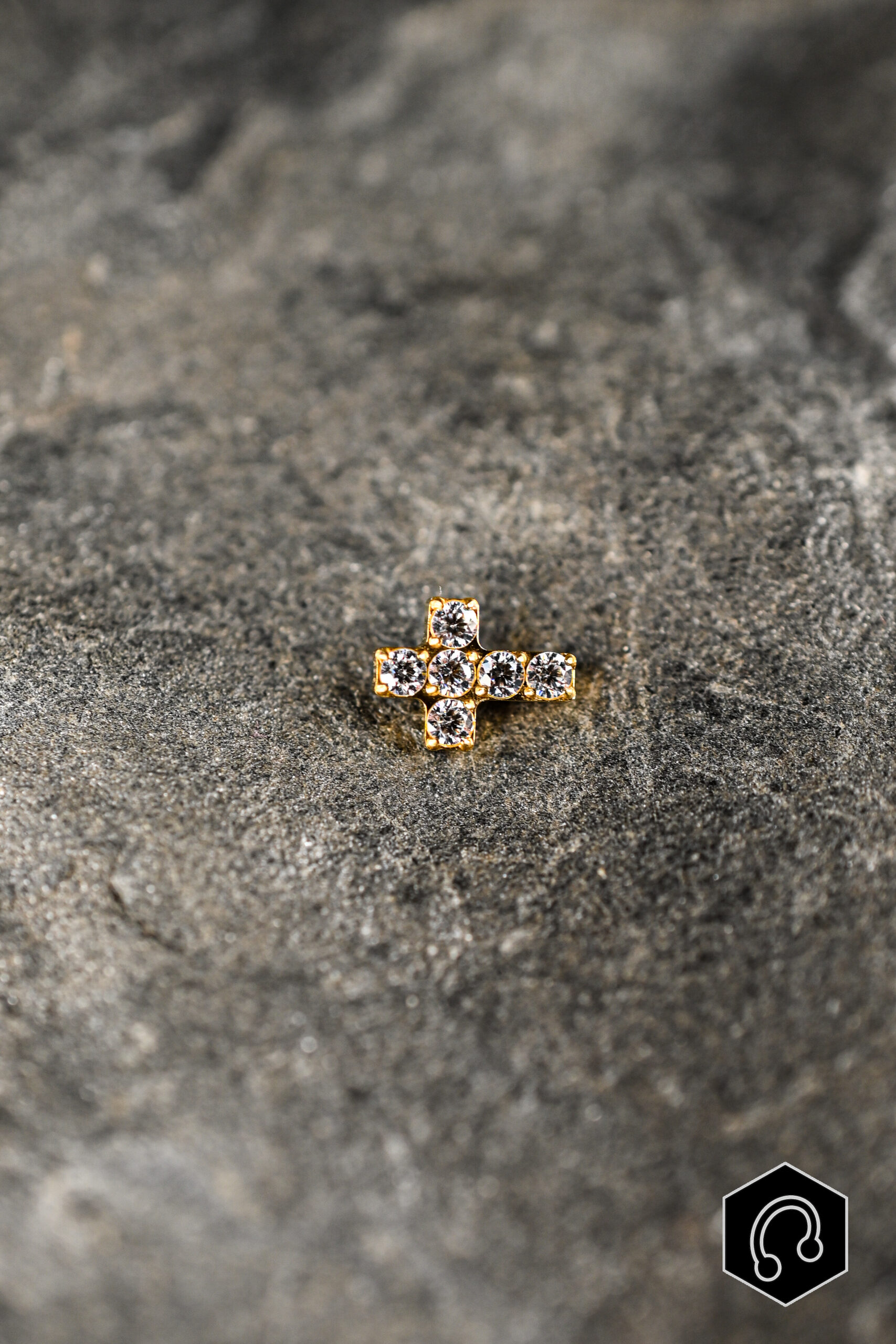 Labret Titane Doré Divine Cross