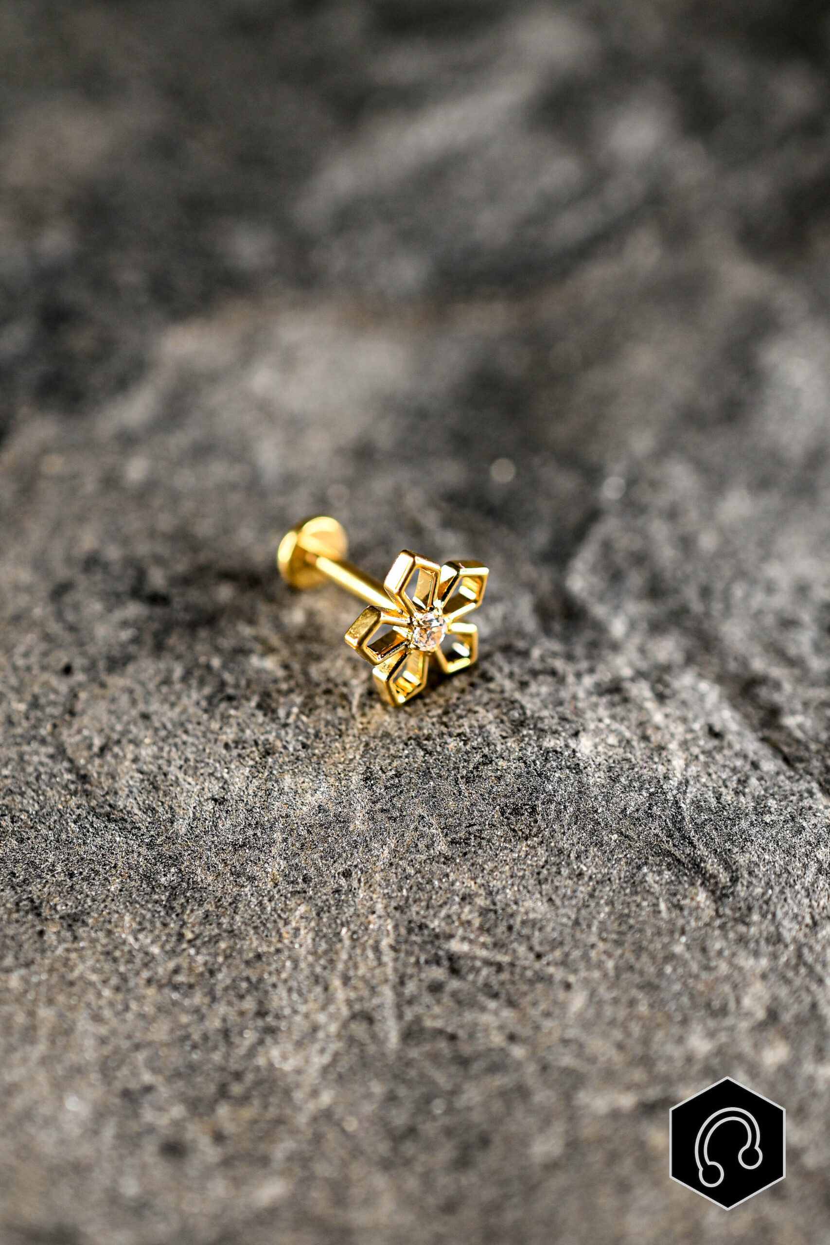 Labret Titane Doré FlowerBloom