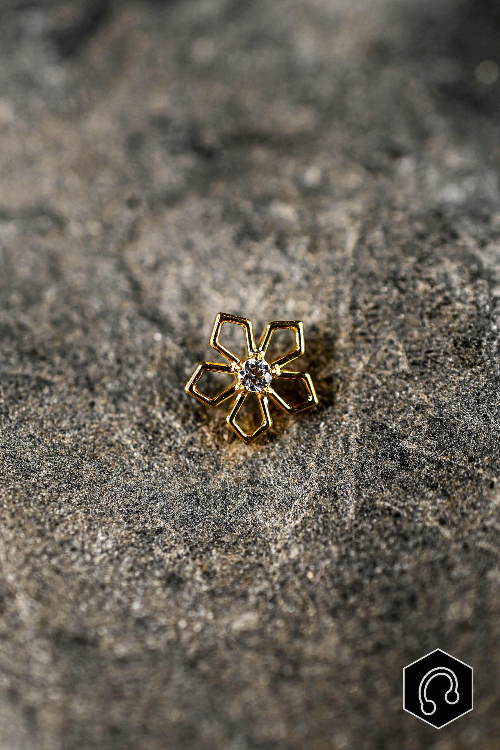 Labret Titane Doré FlowerBloom