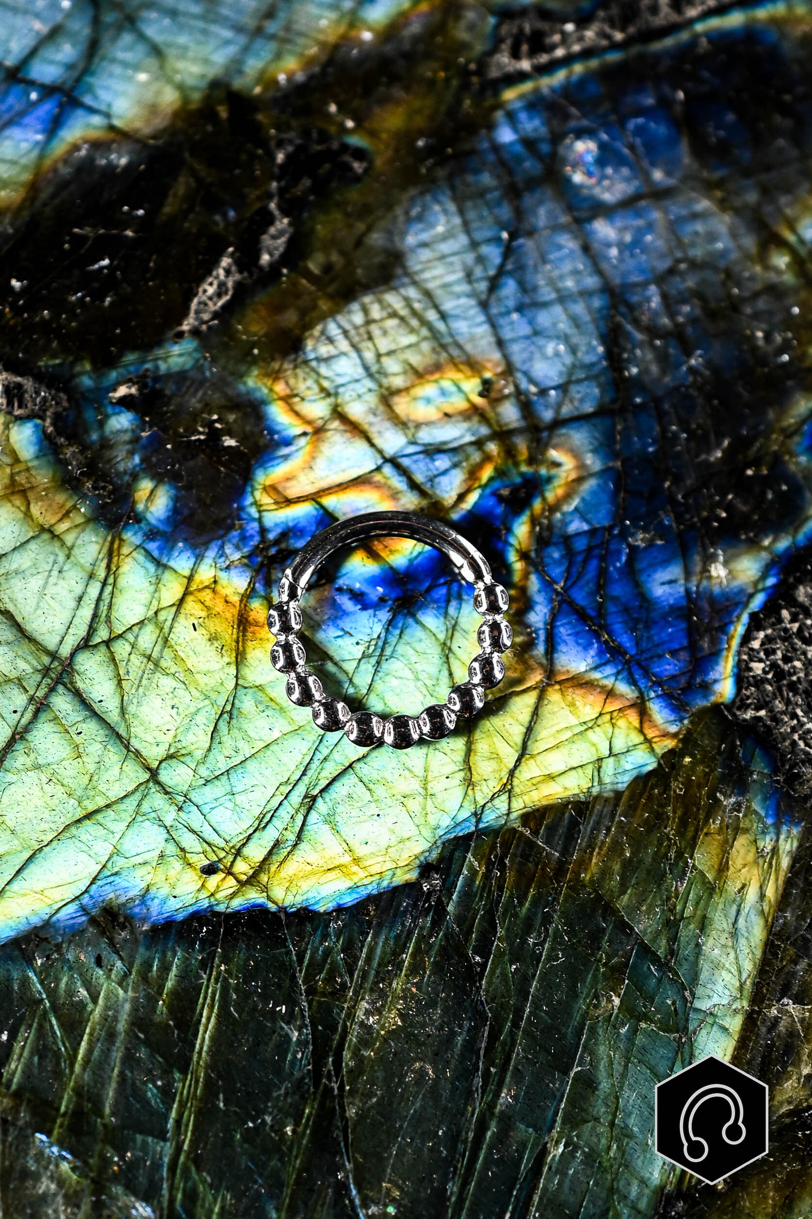 Anneau Clicker Titane Argenté Beads