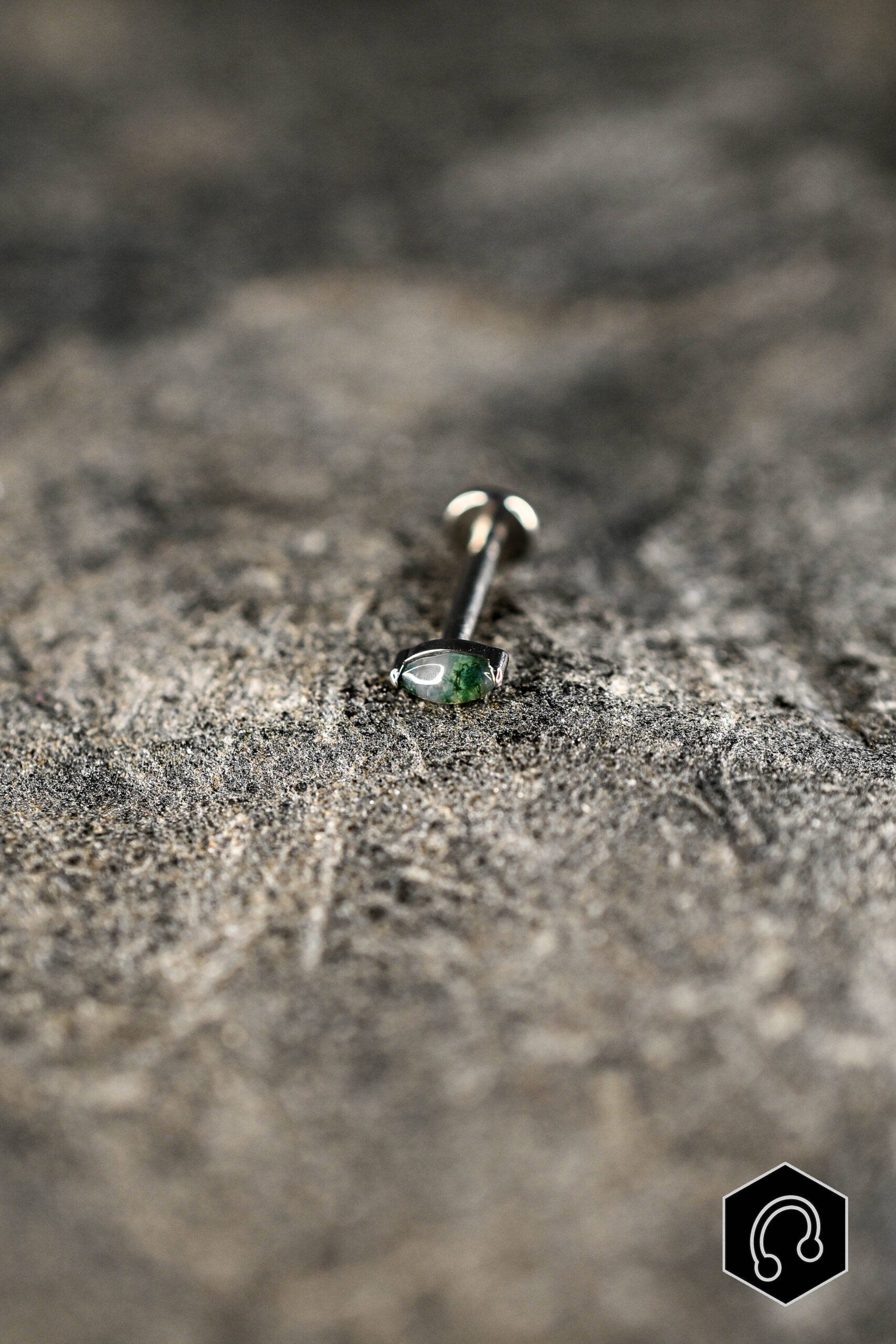 Labret Titane Argenté Moss Essence