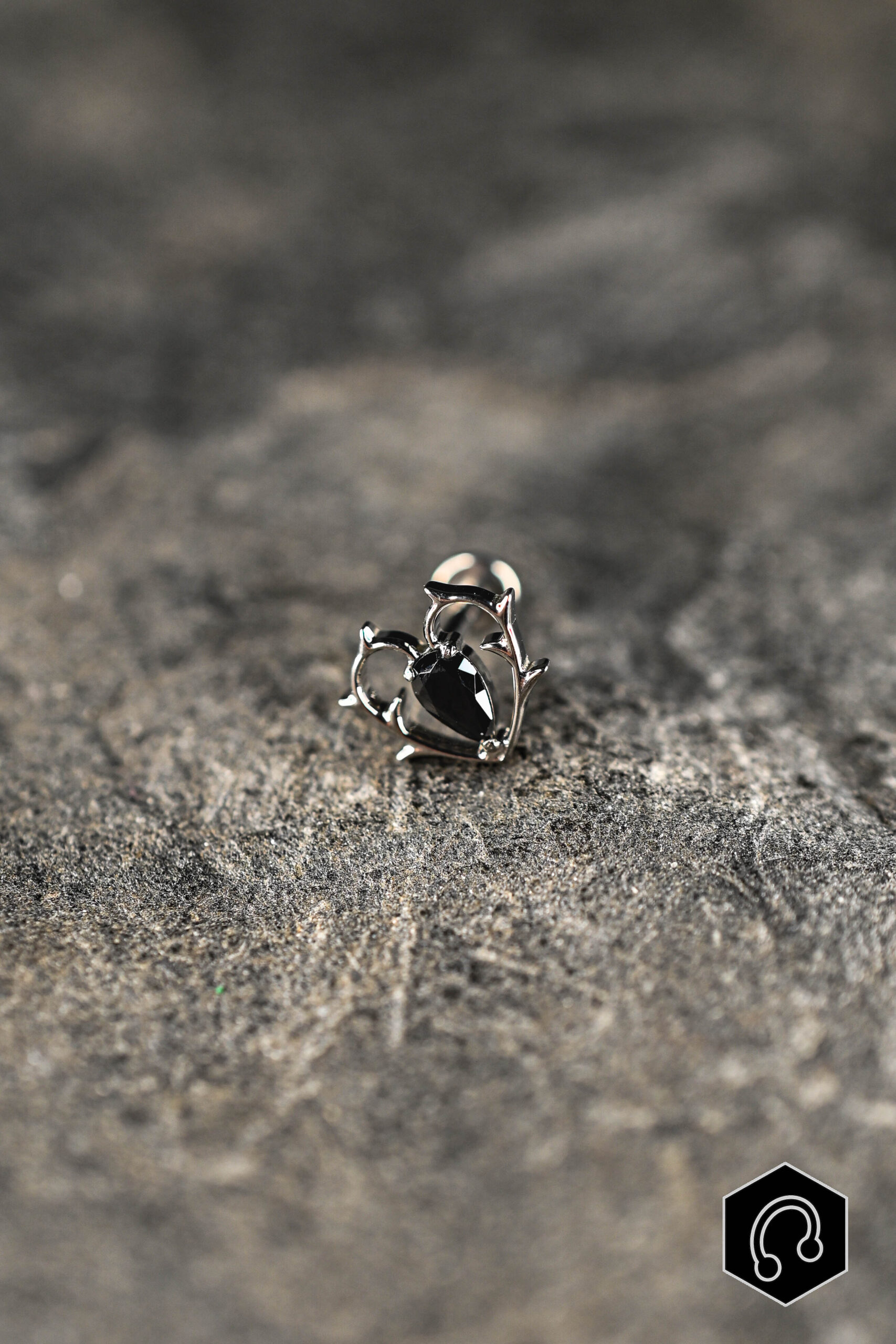 Labret Titane Black Thorned Heart