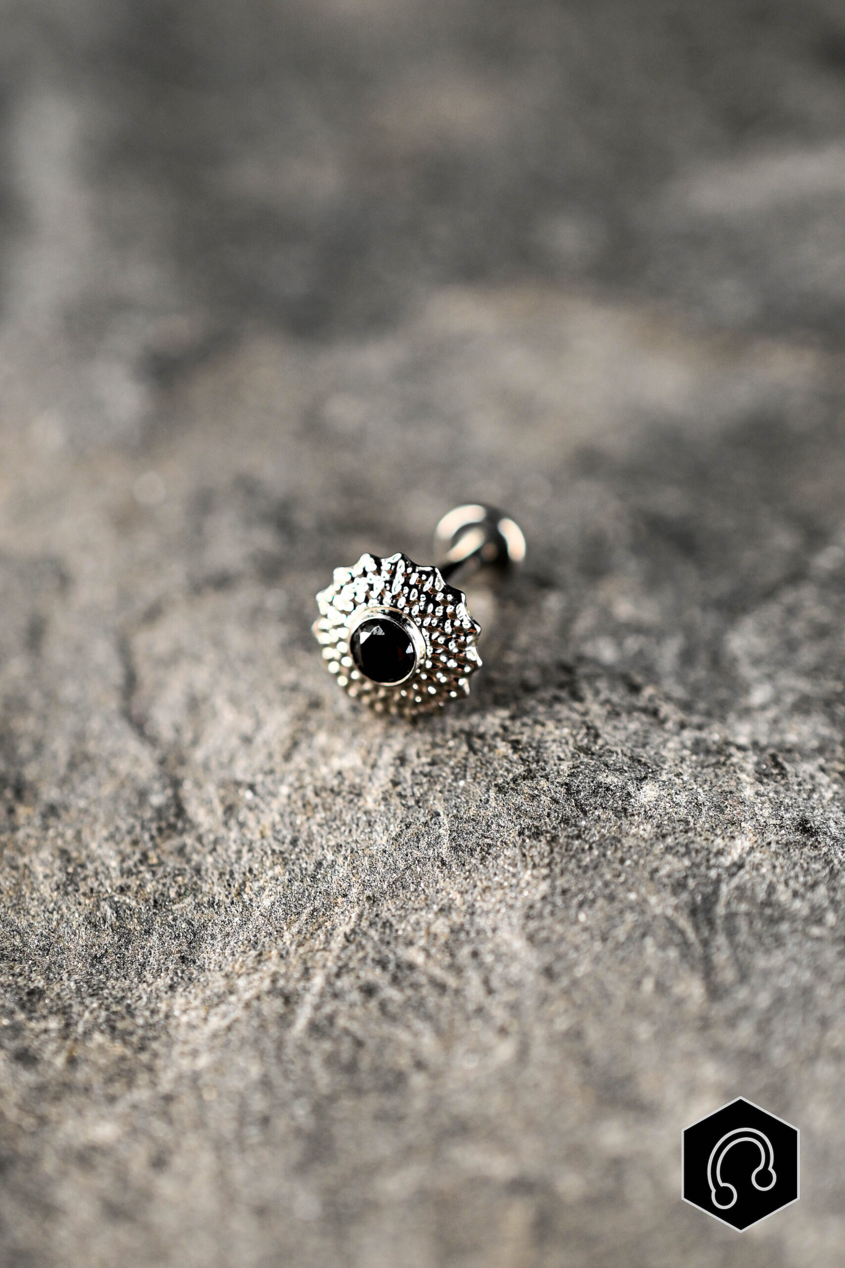 Labret titane argenté Black Bloom