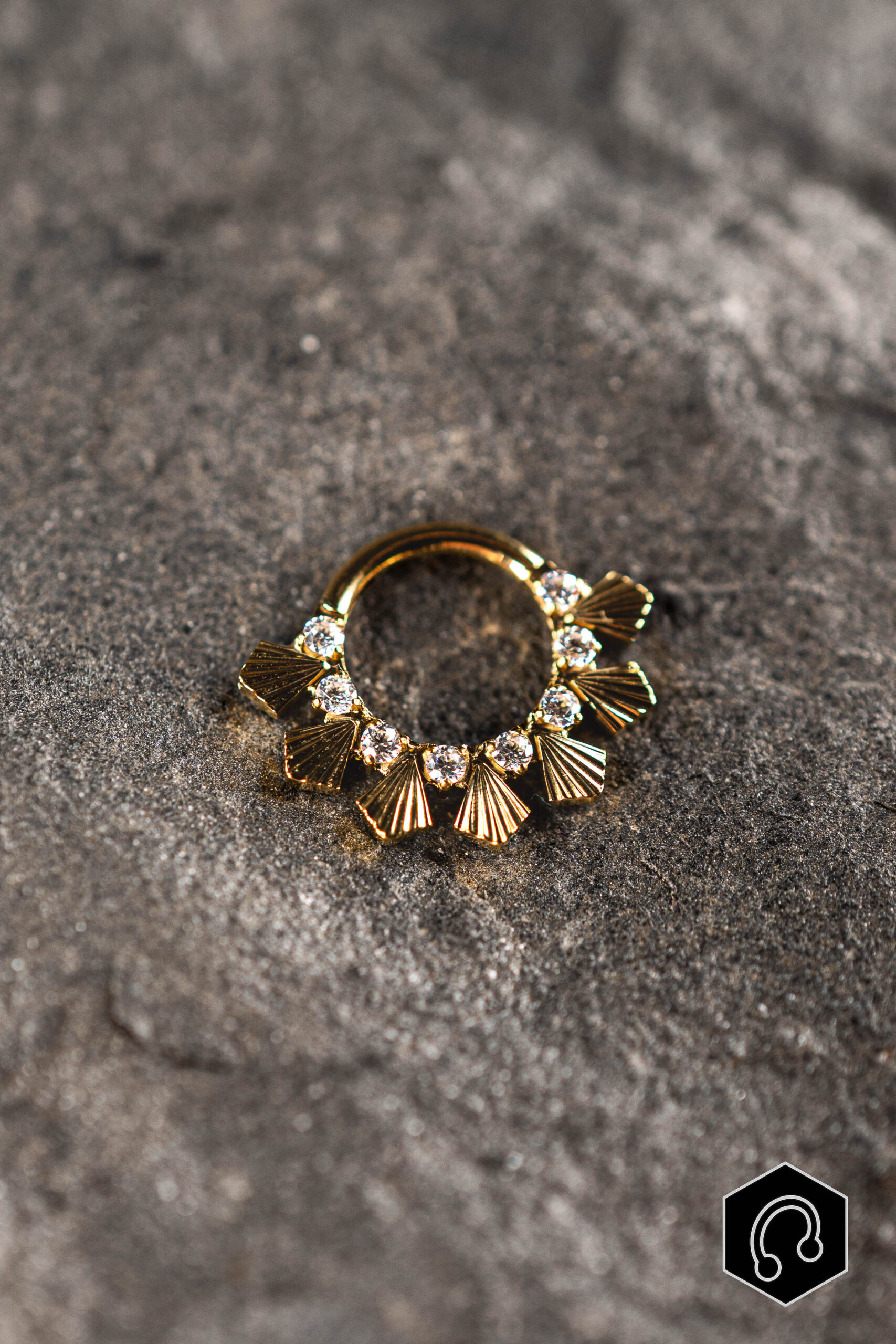 Anneau Titane Éventail Doré