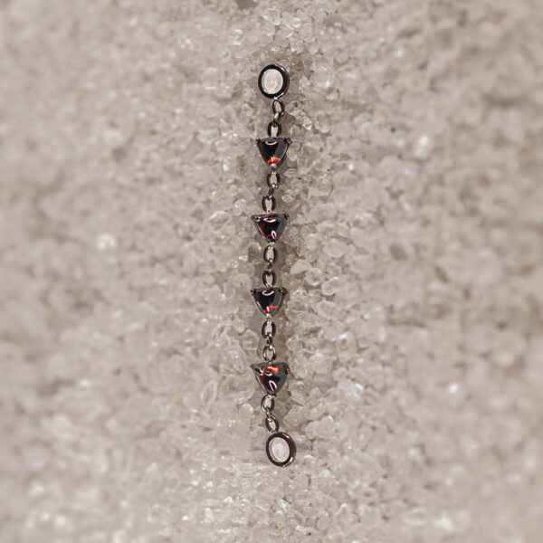 Chaine Pierres Naturelles Triangles Grenat