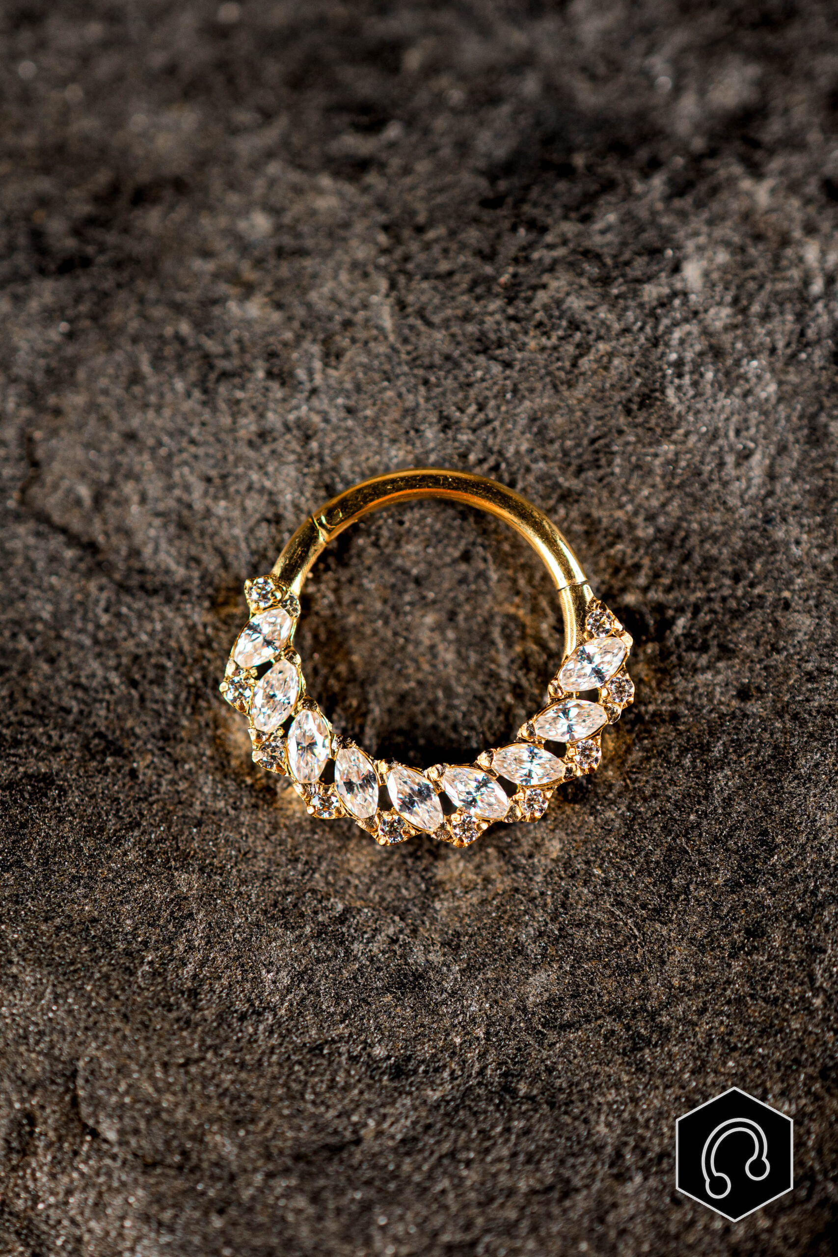 Anneau Clicker Doré Velora Crown