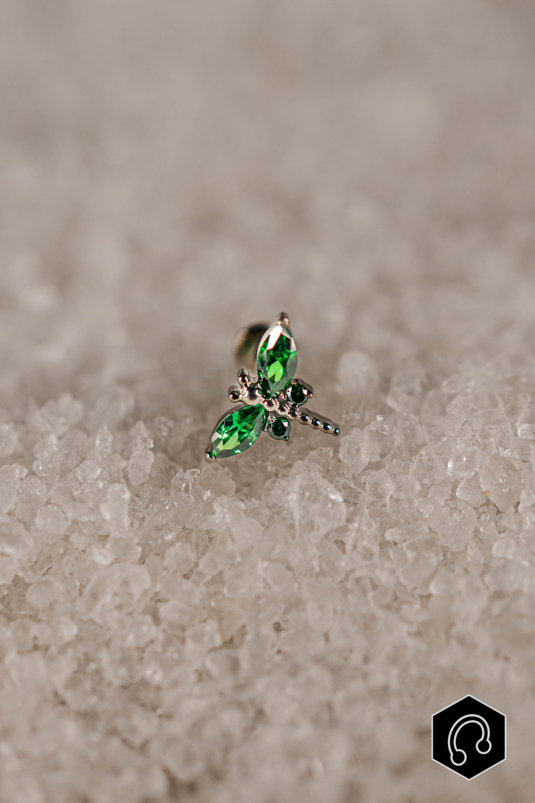 Labret Titane Argenté Libellia Vert